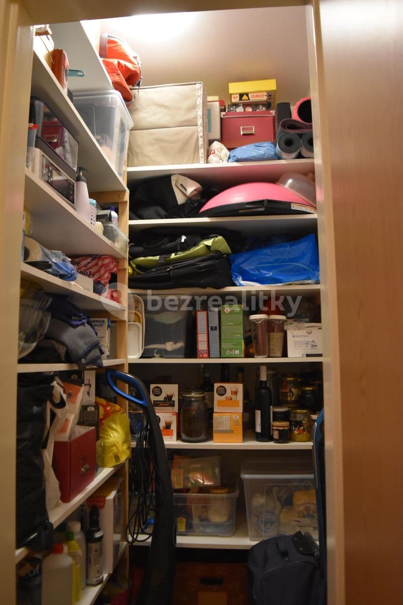 Pronájem bytu 2+kk 57 m², U Hostavického potoka, Praha, Praha Pronájem bytu 2+kk 57 m², U Hostavického potoka, Praha, Praha