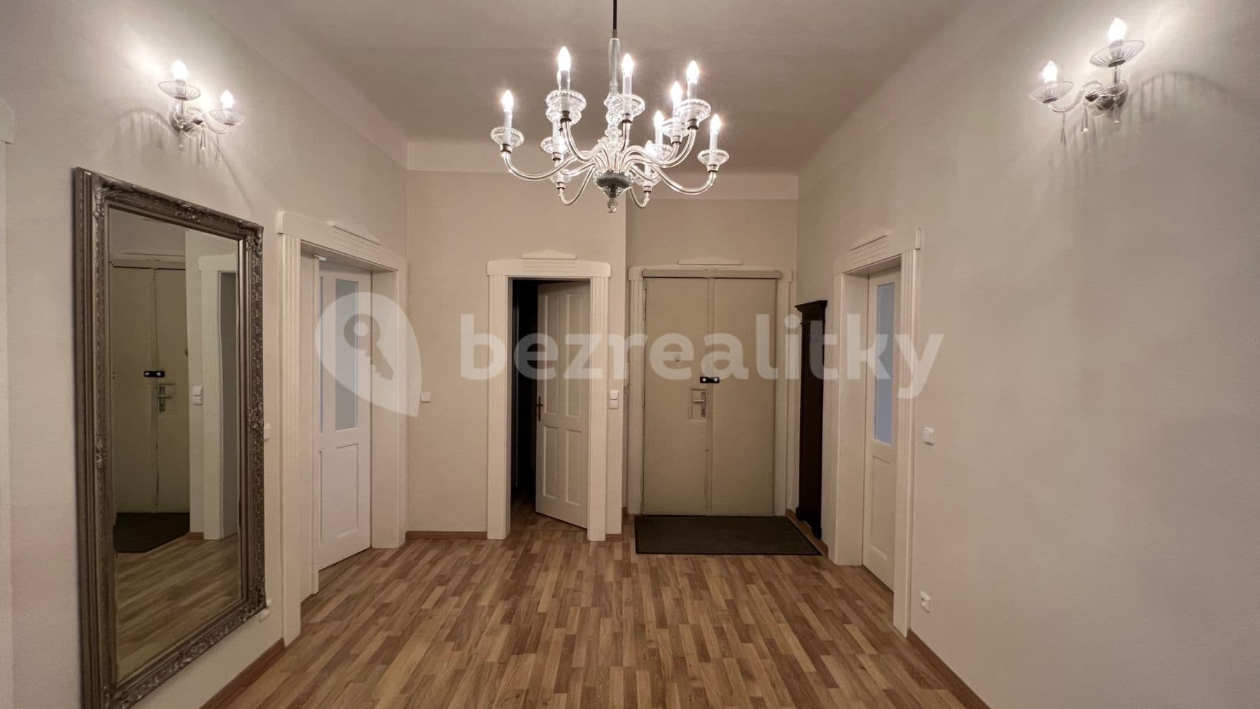 Pronájem bytu 4+kk 110 m², Československé armády, Praha, Praha Pronájem bytu 4+kk 110 m², Československé armády, Praha, Praha