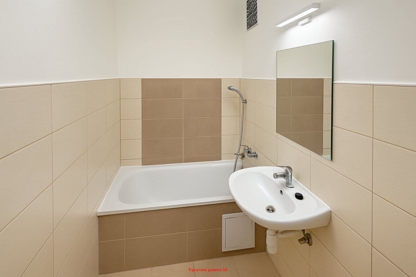 Pronájem bytu 1+kk 27 m², Okružní, Orlová, Moravskoslezský kraj Pronájem bytu 1+kk 27 m², Okružní, Orlová, Moravskoslezský kraj