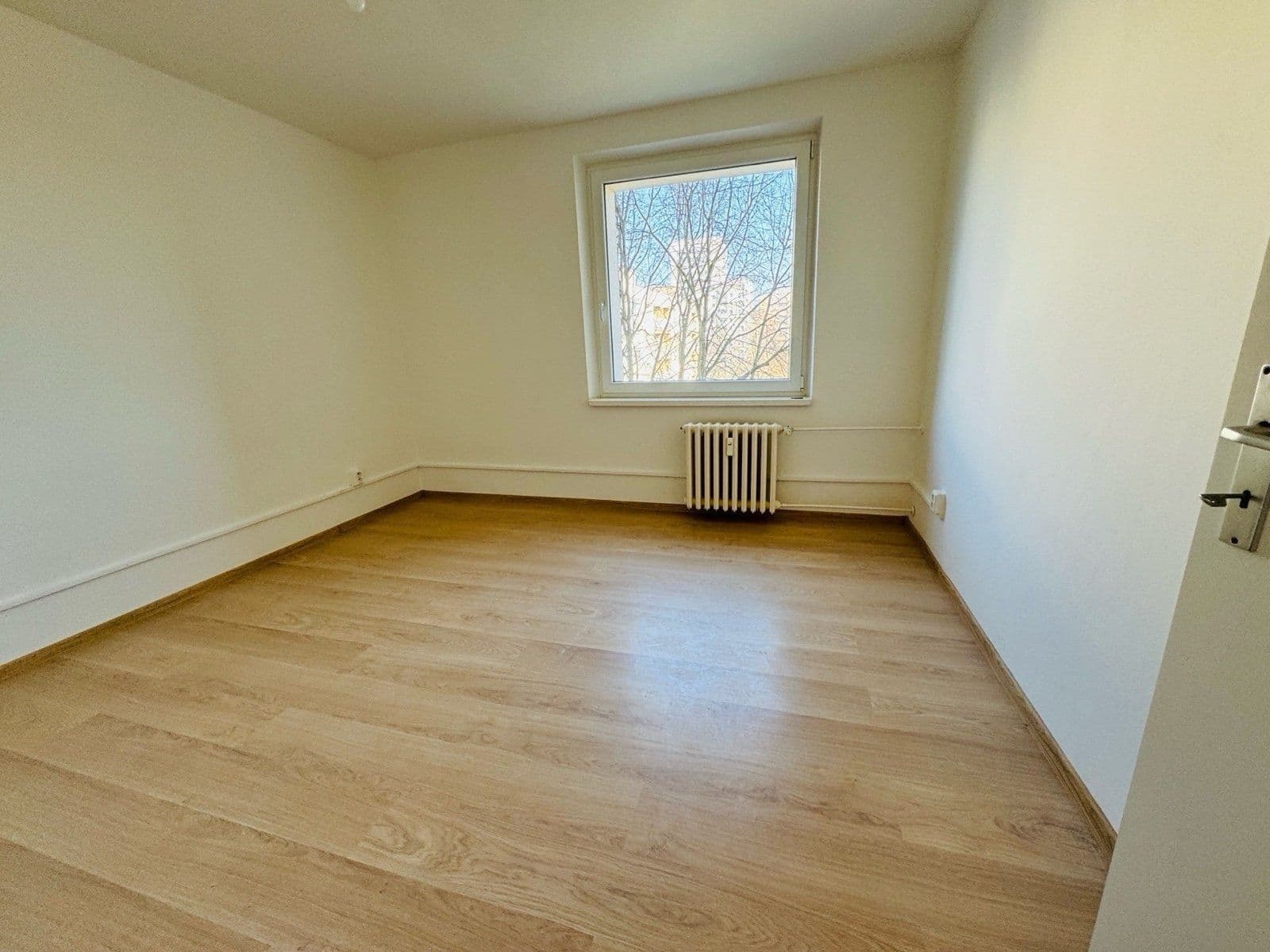 Pronájem bytu 3+1 66 m², Československé armády, Frýdek-Místek, Moravskoslezský kraj Pronájem bytu 3+1 66 m², Československé armády, Frýdek-Místek, Moravskoslezský kraj