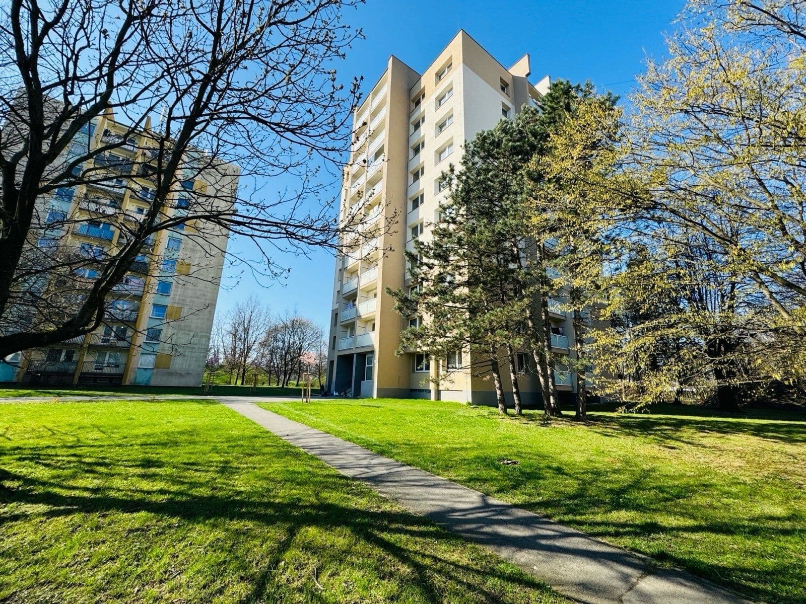 Pronájem bytu 3+1 66 m², Československé armády, Frýdek-Místek, Moravskoslezský kraj Pronájem bytu 3+1 66 m², Československé armády, Frýdek-Místek, Moravskoslezský kraj