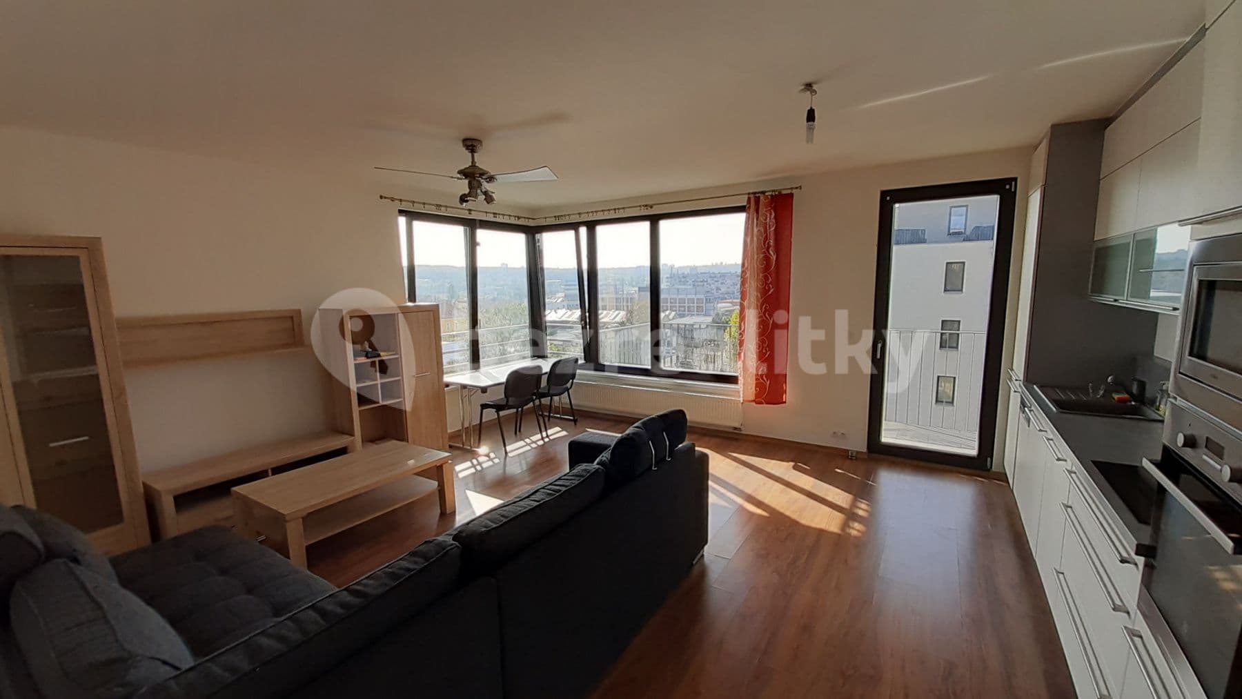 Pronájem bytu 2+kk 65 m², Sousedíkova, Praha, Praha Pronájem bytu 2+kk 65 m², Sousedíkova, Praha, Praha