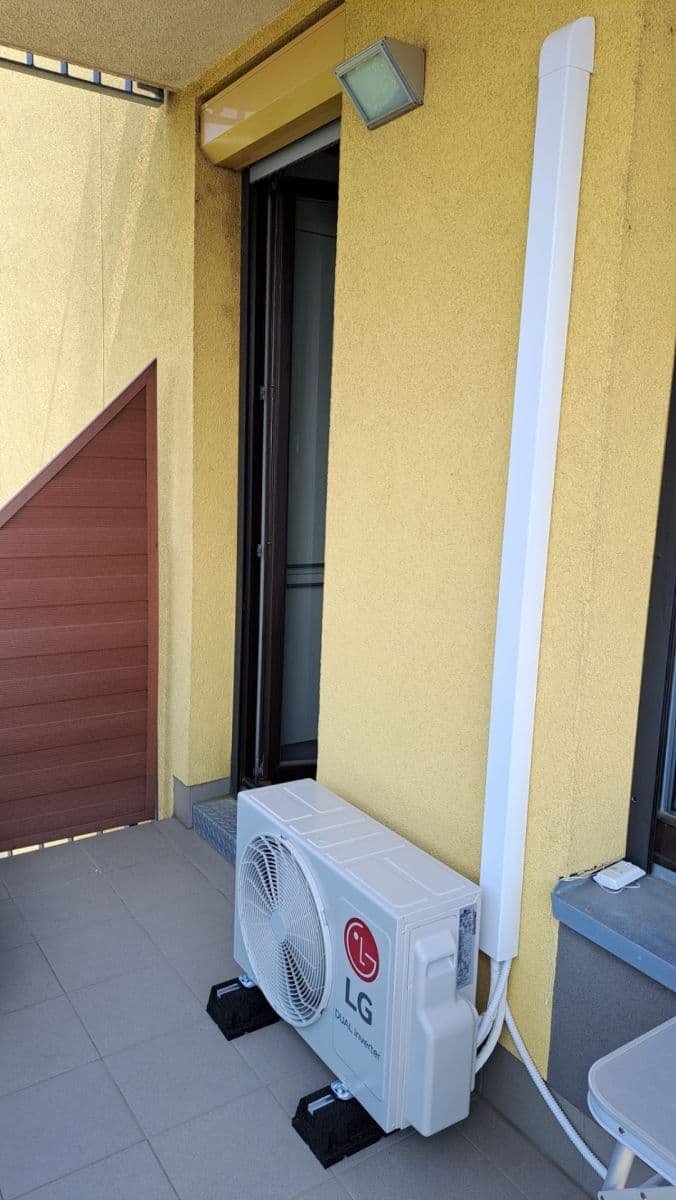 Pronájem bytu 2+kk 65 m², Sousedíkova, Praha, Praha Pronájem bytu 2+kk 65 m², Sousedíkova, Praha, Praha