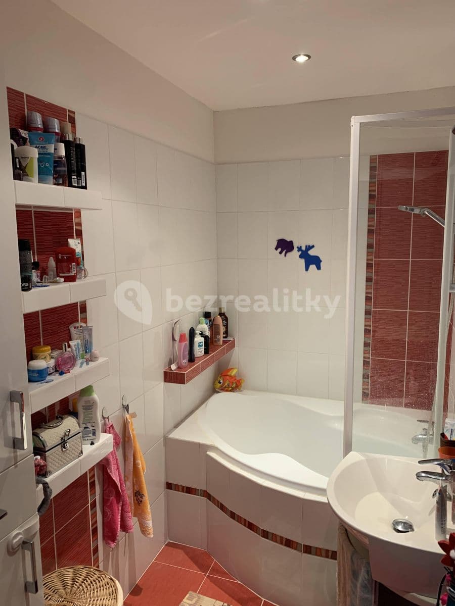 Pronájem bytu 3+1 85 m², Milady Horákové, Hradec Králové, Královéhradecký kraj Pronájem bytu 3+1 85 m², Milady Horákové, Hradec Králové, Královéhradecký kraj