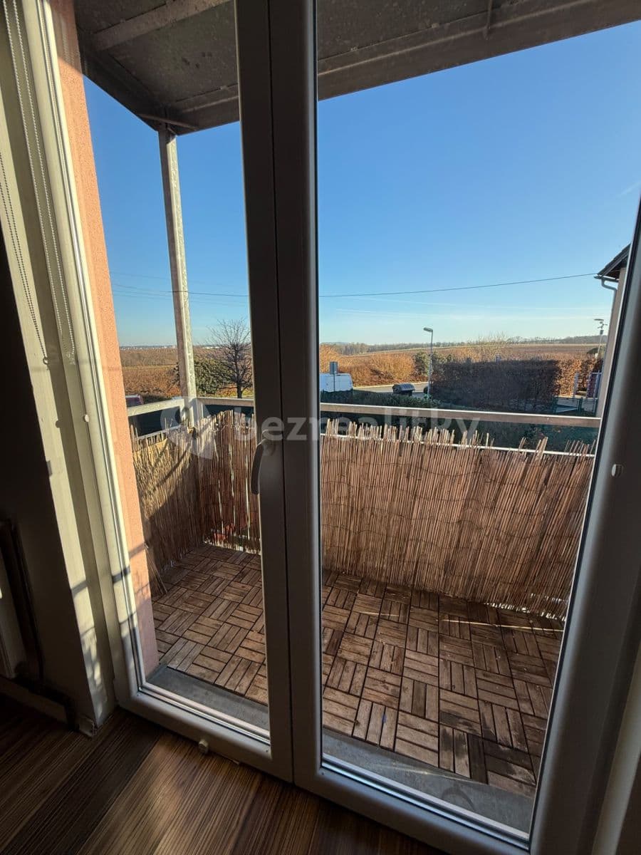 Pronájem bytu 2+1 62 m², Průběžná, Nupaky, Středočeský kraj Pronájem bytu 2+1 62 m², Průběžná, Nupaky, Středočeský kraj