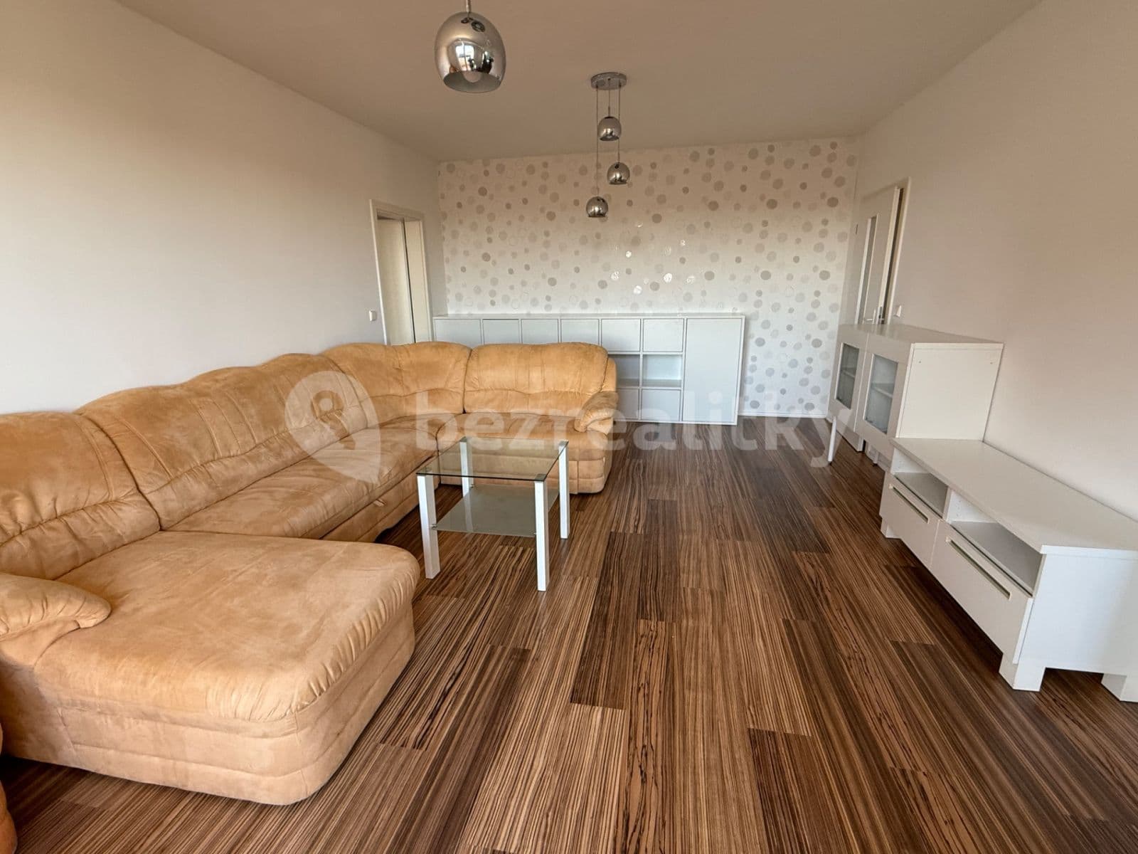 Pronájem bytu 2+1 62 m², Průběžná, Nupaky, Středočeský kraj Pronájem bytu 2+1 62 m², Průběžná, Nupaky, Středočeský kraj