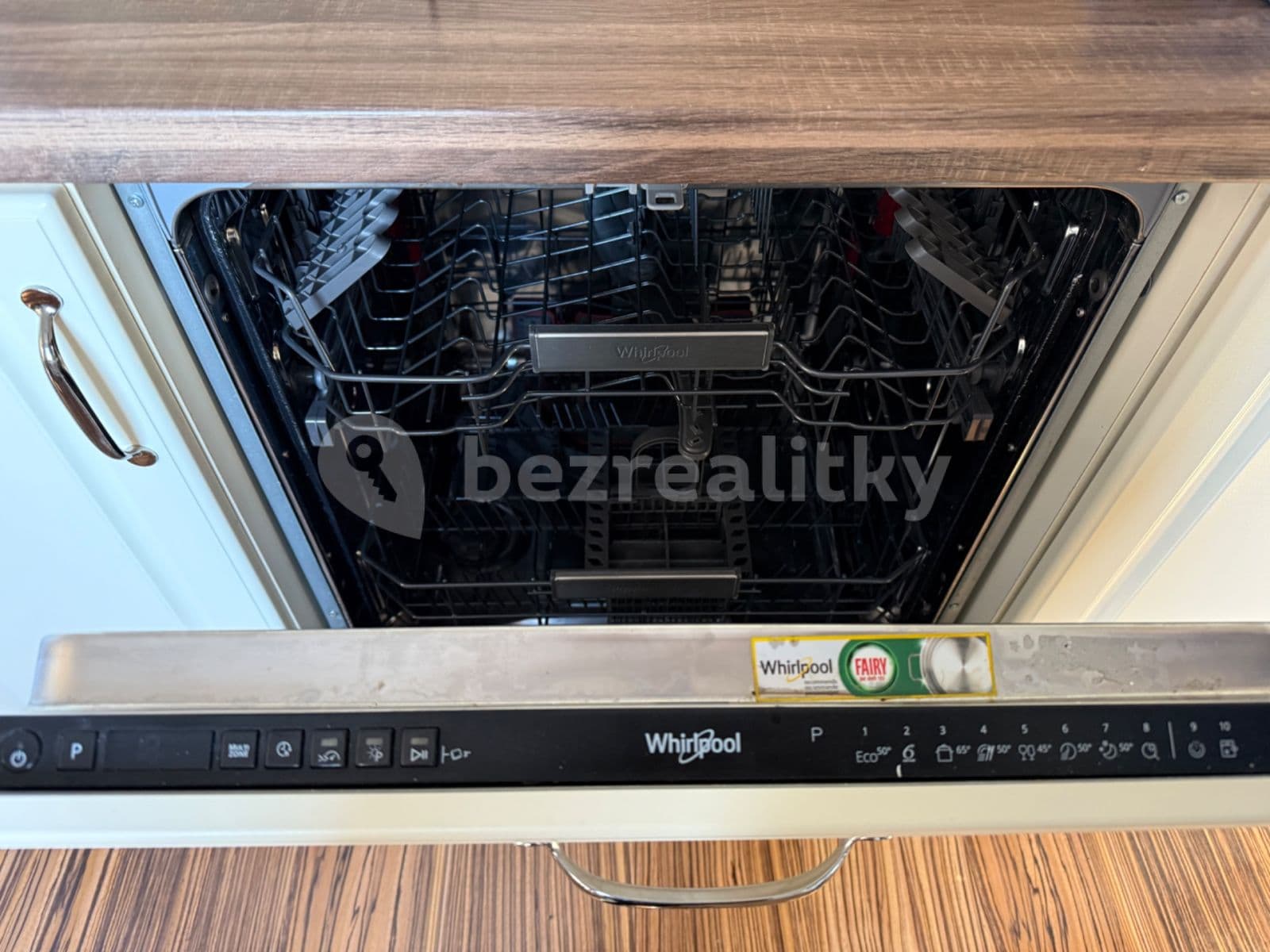 Pronájem bytu 2+1 62 m², Průběžná, Nupaky, Středočeský kraj Pronájem bytu 2+1 62 m², Průběžná, Nupaky, Středočeský kraj