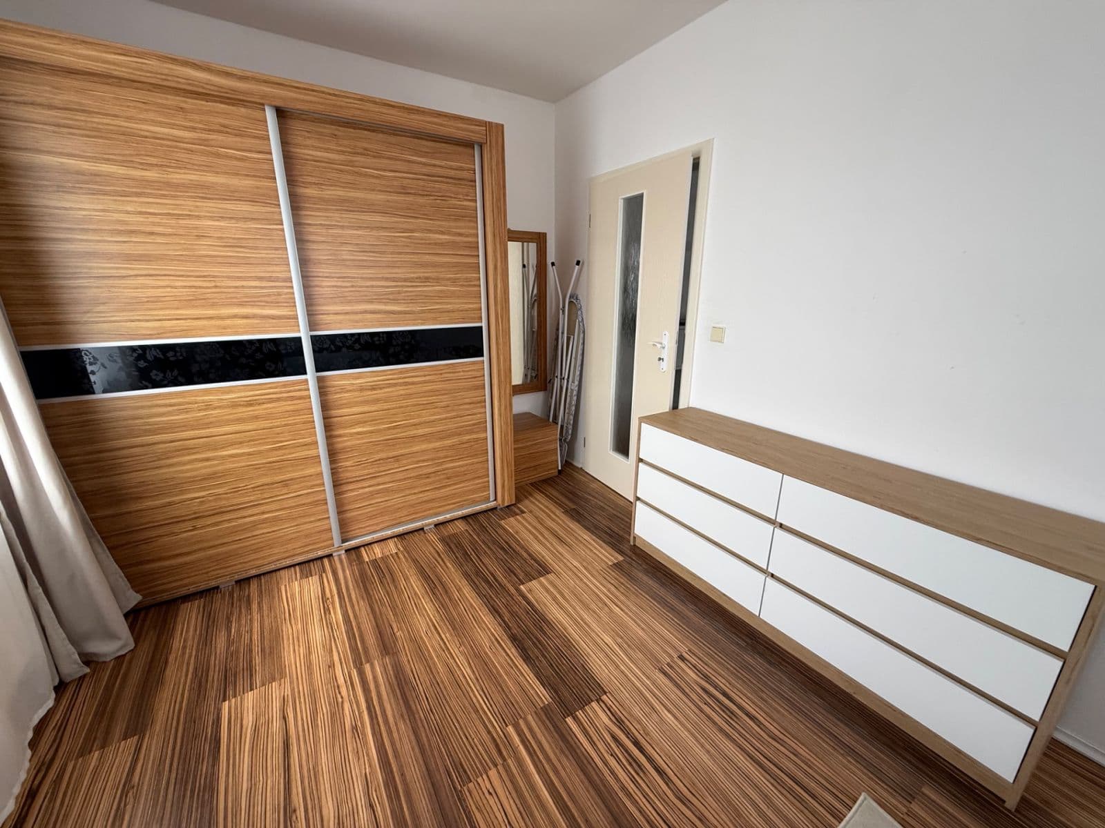 Pronájem bytu 2+1 62 m², Průběžná, Nupaky, Středočeský kraj Pronájem bytu 2+1 62 m², Průběžná, Nupaky, Středočeský kraj