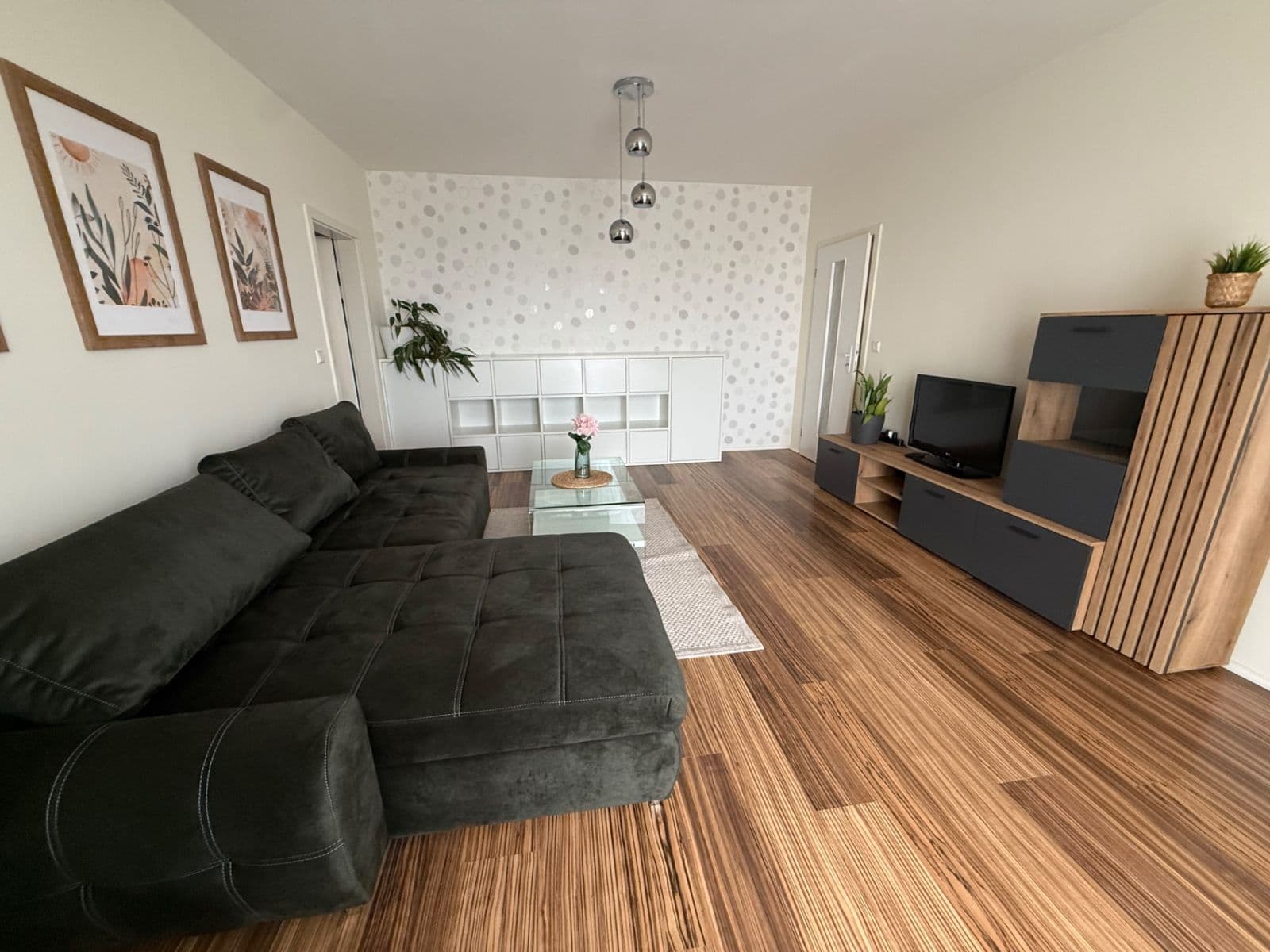 Pronájem bytu 2+1 62 m², Průběžná, Nupaky, Středočeský kraj Pronájem bytu 2+1 62 m², Průběžná, Nupaky, Středočeský kraj