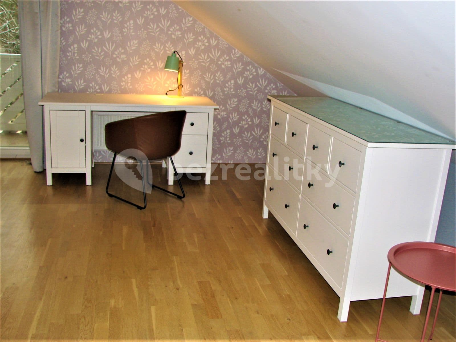 Pronájem bytu 2+kk 72 m², Mezitraťová, Praha, Praha Pronájem bytu 2+kk 72 m², Mezitraťová, Praha, Praha