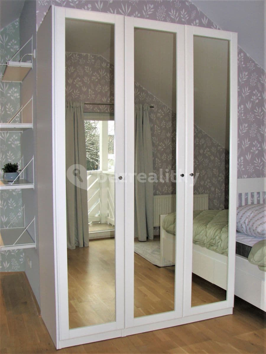 Pronájem bytu 2+kk 72 m², Mezitraťová, Praha, Praha Pronájem bytu 2+kk 72 m², Mezitraťová, Praha, Praha