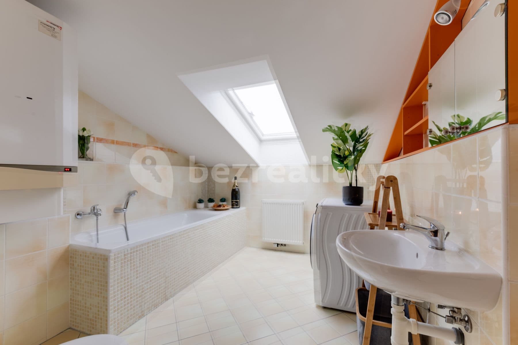 Pronájem bytu 3+kk 82 m², Ke Školce, Rudná, Středočeský kraj Pronájem bytu 3+kk 82 m², Ke Školce, Rudná, Středočeský kraj