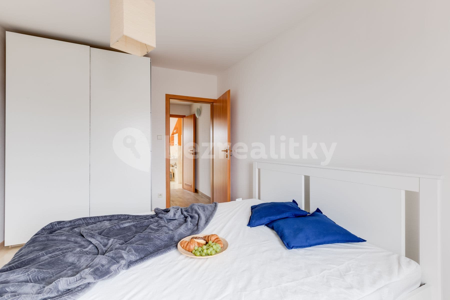 Pronájem bytu 3+kk 82 m², Ke Školce, Rudná, Středočeský kraj Pronájem bytu 3+kk 82 m², Ke Školce, Rudná, Středočeský kraj