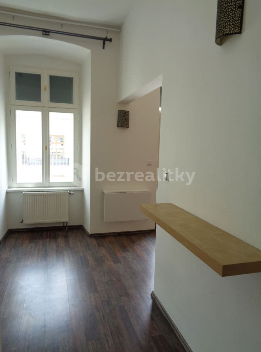 Pronájem bytu 1+kk 34 m², Novobranská, Brno, Jihomoravský kraj