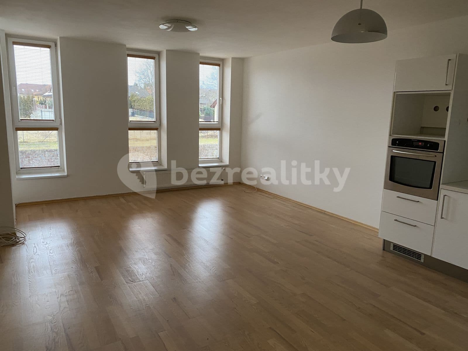Pronájem bytu 2+kk 64 m², Přemyslovská, Roztoky, Středočeský kraj Pronájem bytu 2+kk 64 m², Přemyslovská, Roztoky, Středočeský kraj