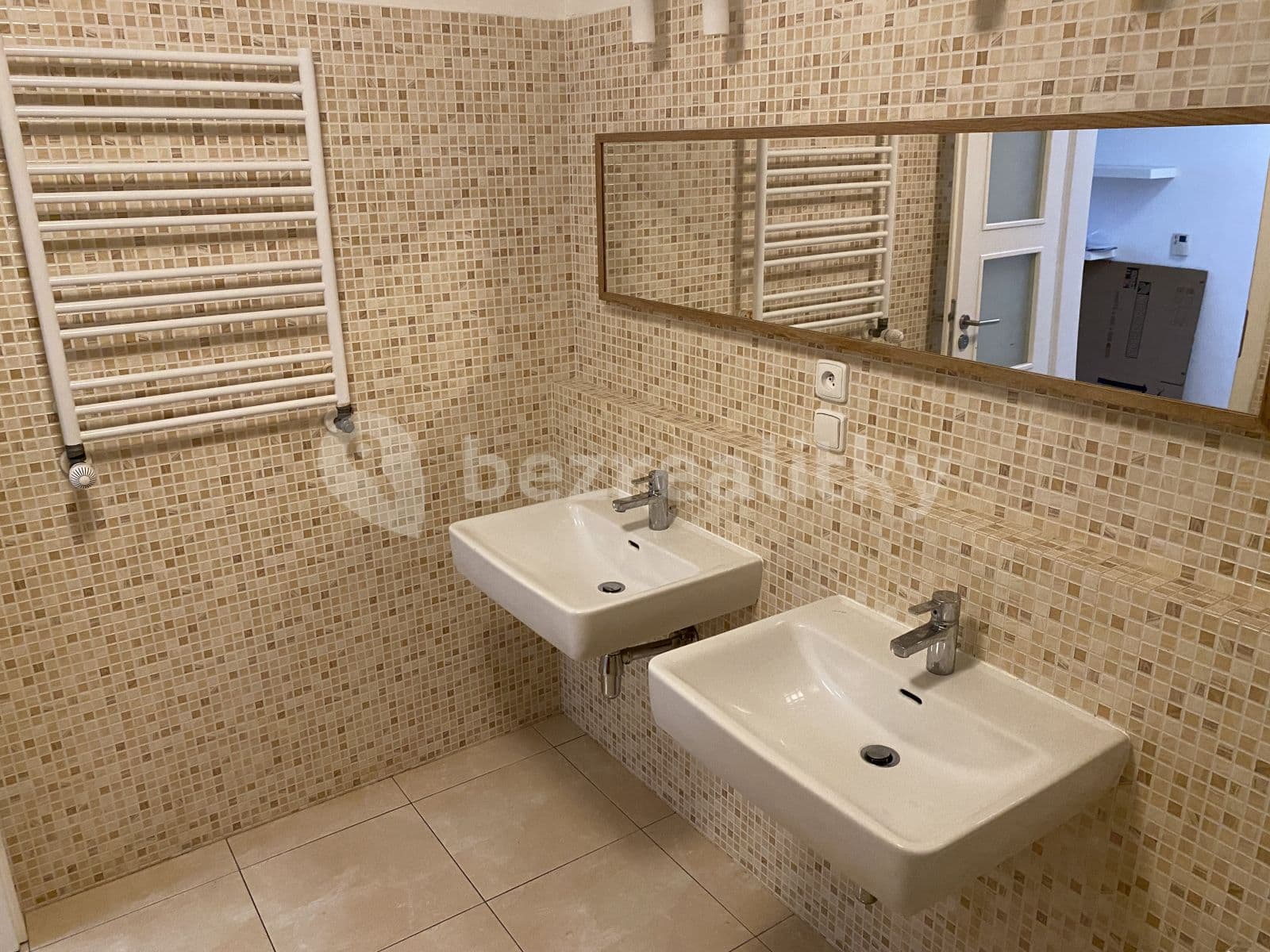 Pronájem bytu 2+kk 64 m², Přemyslovská, Roztoky, Středočeský kraj Pronájem bytu 2+kk 64 m², Přemyslovská, Roztoky, Středočeský kraj