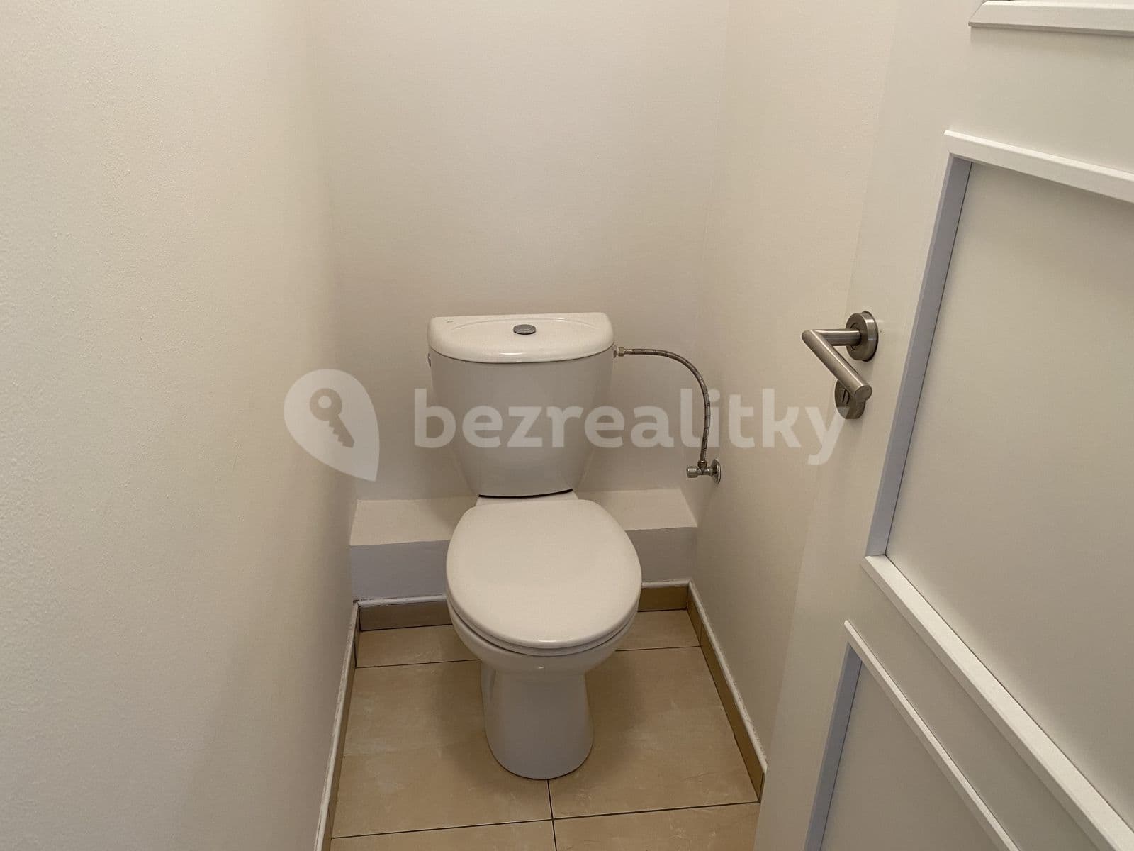 Pronájem bytu 2+kk 64 m², Přemyslovská, Roztoky, Středočeský kraj Pronájem bytu 2+kk 64 m², Přemyslovská, Roztoky, Středočeský kraj