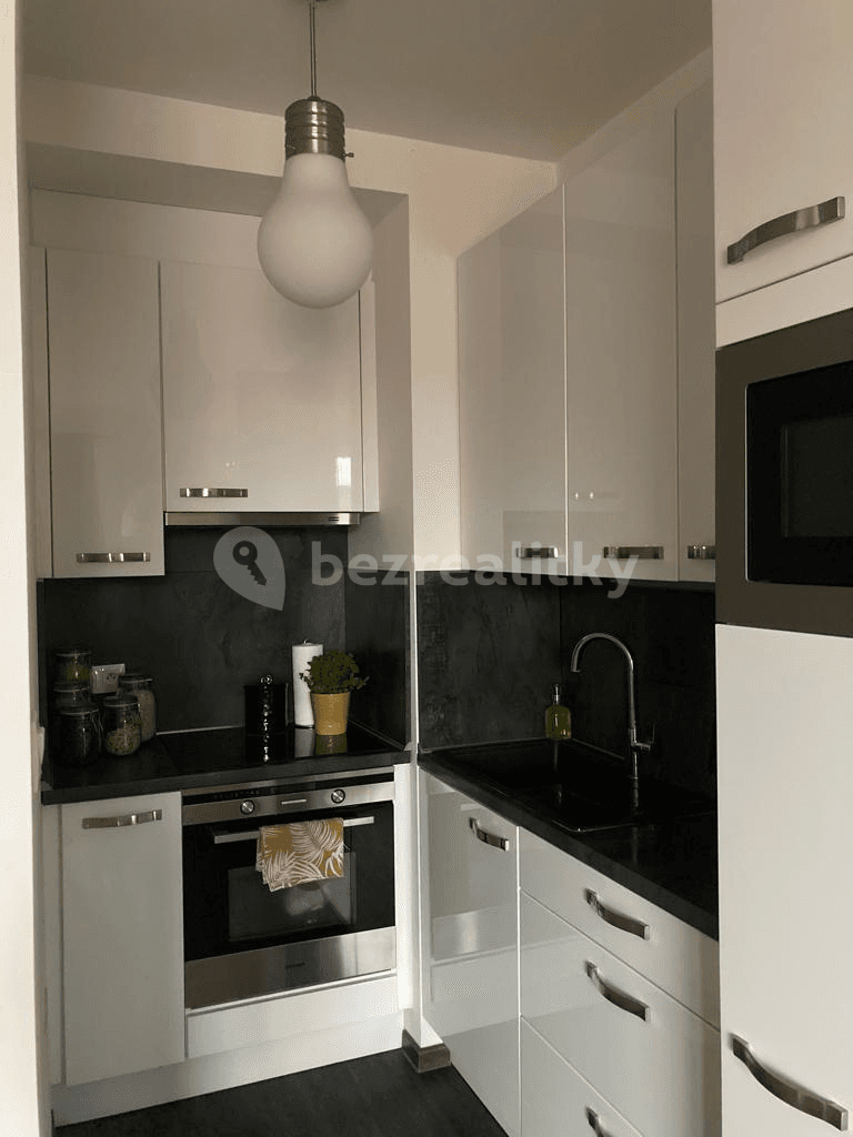 Pronájem bytu 1+kk 41 m², Letovská, Praha, Praha Pronájem bytu 1+kk 41 m², Letovská, Praha, Praha
