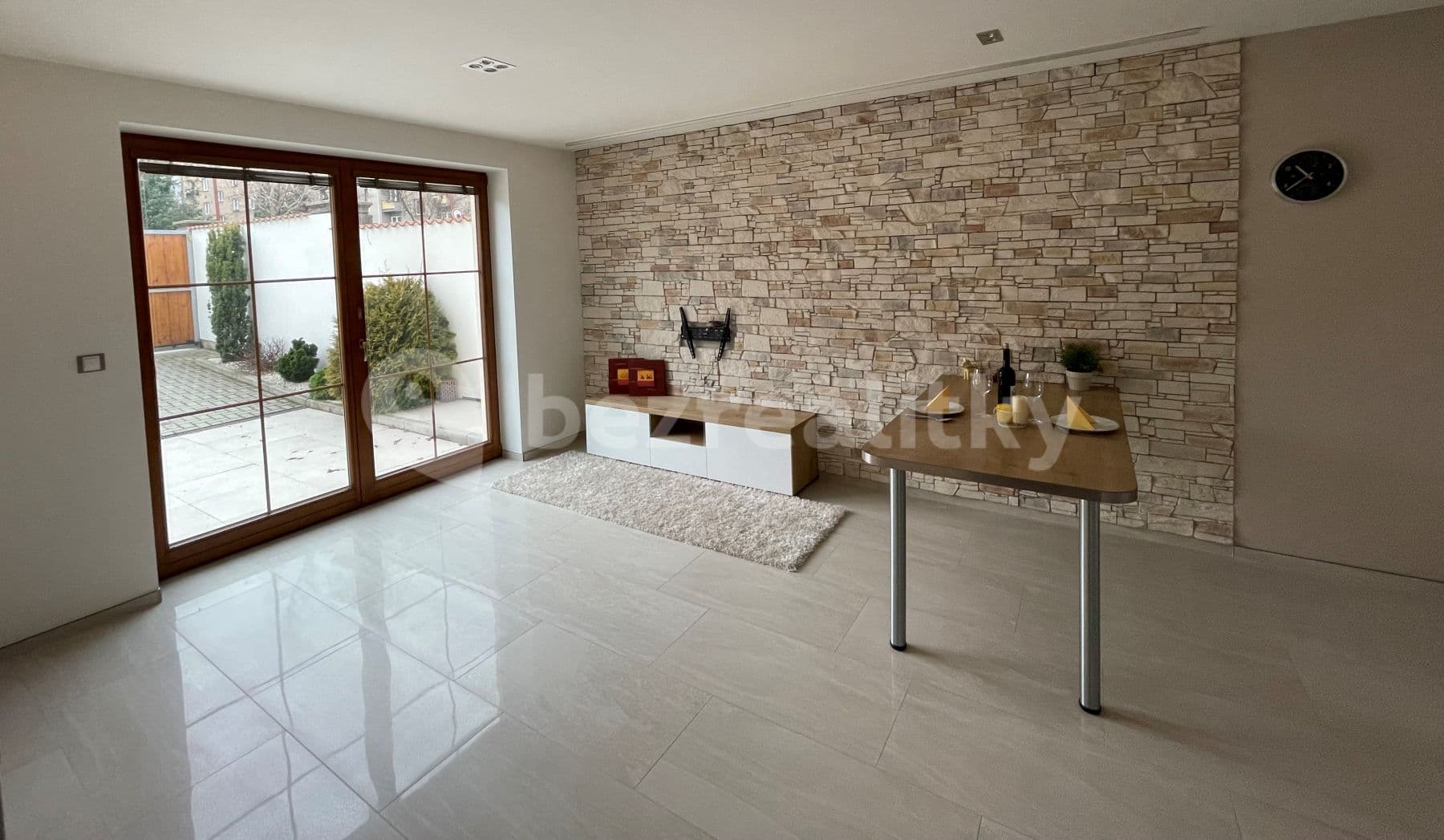 Pronájem bytu 2+kk 50 m², Plantáž, Brandýs nad Labem-Stará Boleslav, Středočeský kraj Pronájem bytu 2+kk 50 m², Plantáž, Brandýs nad Labem-Stará Boleslav, Středočeský kraj