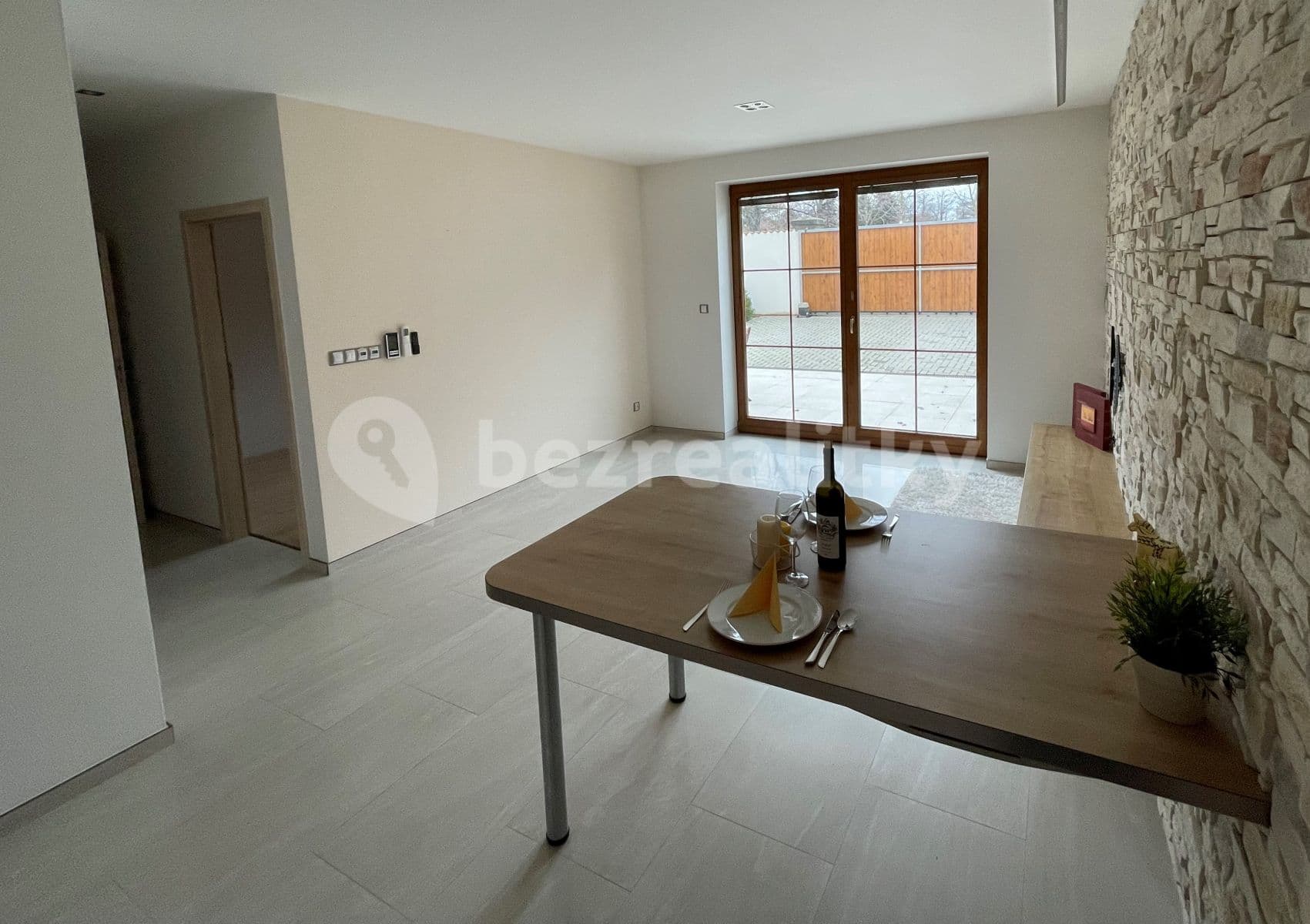 Pronájem bytu 2+kk 50 m², Plantáž, Brandýs nad Labem-Stará Boleslav, Středočeský kraj Pronájem bytu 2+kk 50 m², Plantáž, Brandýs nad Labem-Stará Boleslav, Středočeský kraj