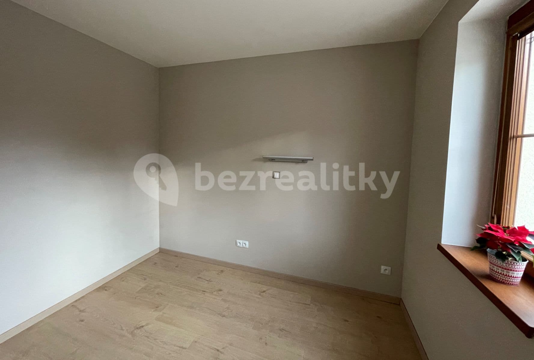 Pronájem bytu 2+kk 50 m², Plantáž, Brandýs nad Labem-Stará Boleslav, Středočeský kraj Pronájem bytu 2+kk 50 m², Plantáž, Brandýs nad Labem-Stará Boleslav, Středočeský kraj