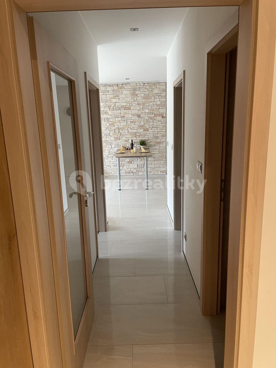 Pronájem bytu 2+kk 50 m², Plantáž, Brandýs nad Labem-Stará Boleslav, Středočeský kraj Pronájem bytu 2+kk 50 m², Plantáž, Brandýs nad Labem-Stará Boleslav, Středočeský kraj