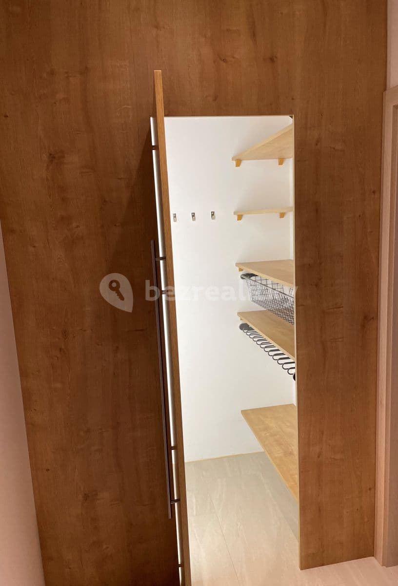 Pronájem bytu 2+kk 50 m², Plantáž, Brandýs nad Labem-Stará Boleslav, Středočeský kraj Pronájem bytu 2+kk 50 m², Plantáž, Brandýs nad Labem-Stará Boleslav, Středočeský kraj