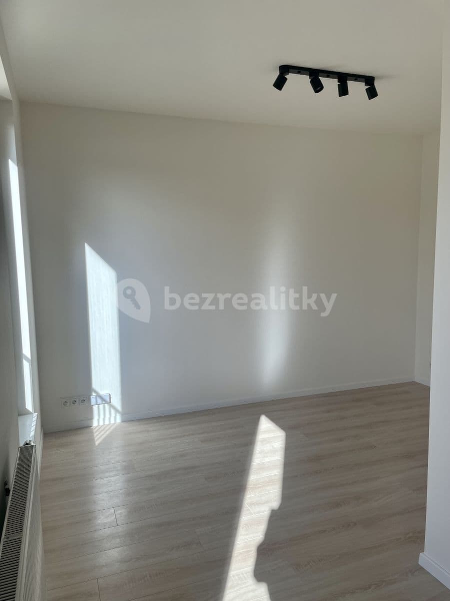 Pronájem bytu 1+kk 23 m², Poděbradská, Praha, Praha Pronájem bytu 1+kk 23 m², Poděbradská, Praha, Praha