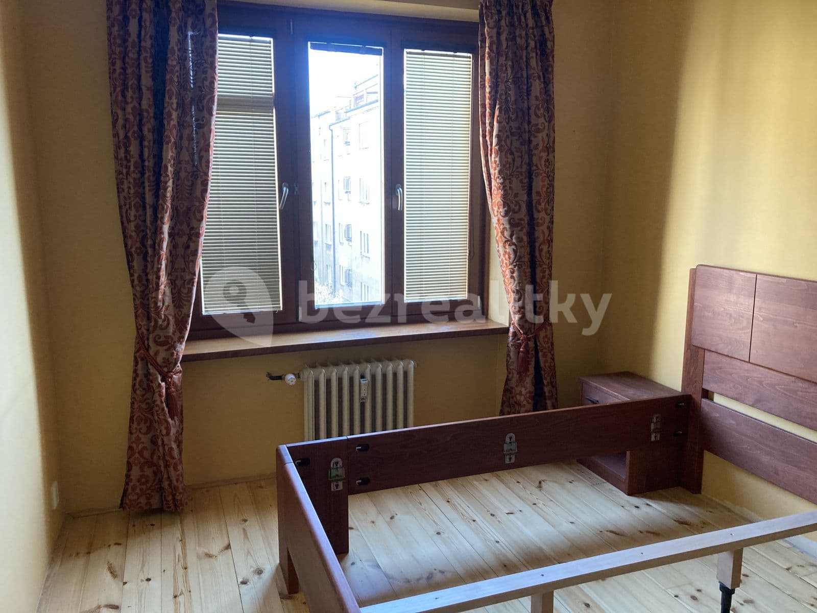 Pronájem bytu 2+kk 66 m², náměstí Jiřího z Lobkovic, Praha, Praha Pronájem bytu 2+kk 66 m², náměstí Jiřího z Lobkovic, Praha, Praha