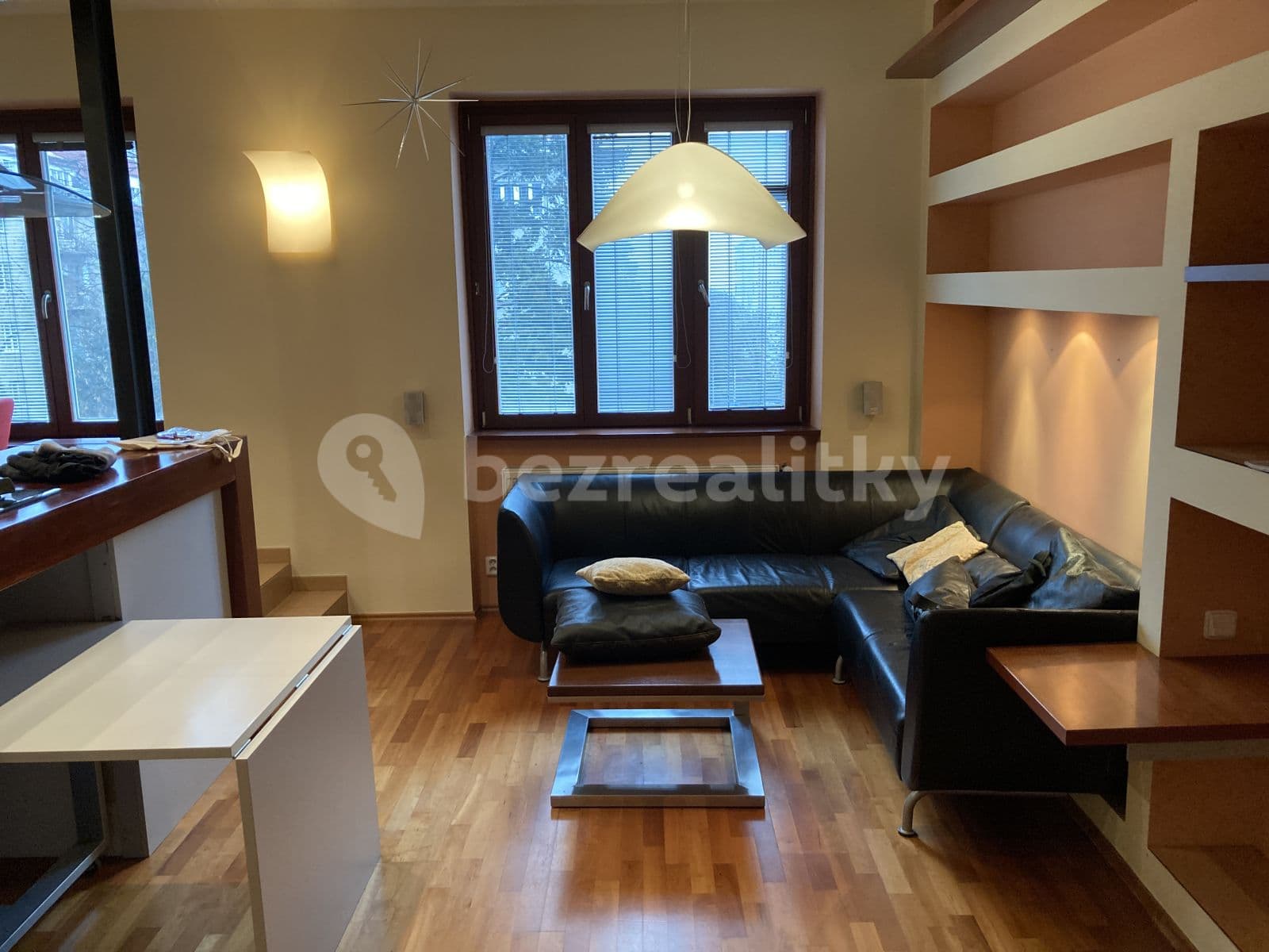 Pronájem bytu 2+kk 66 m², náměstí Jiřího z Lobkovic, Praha, Praha Pronájem bytu 2+kk 66 m², náměstí Jiřího z Lobkovic, Praha, Praha
