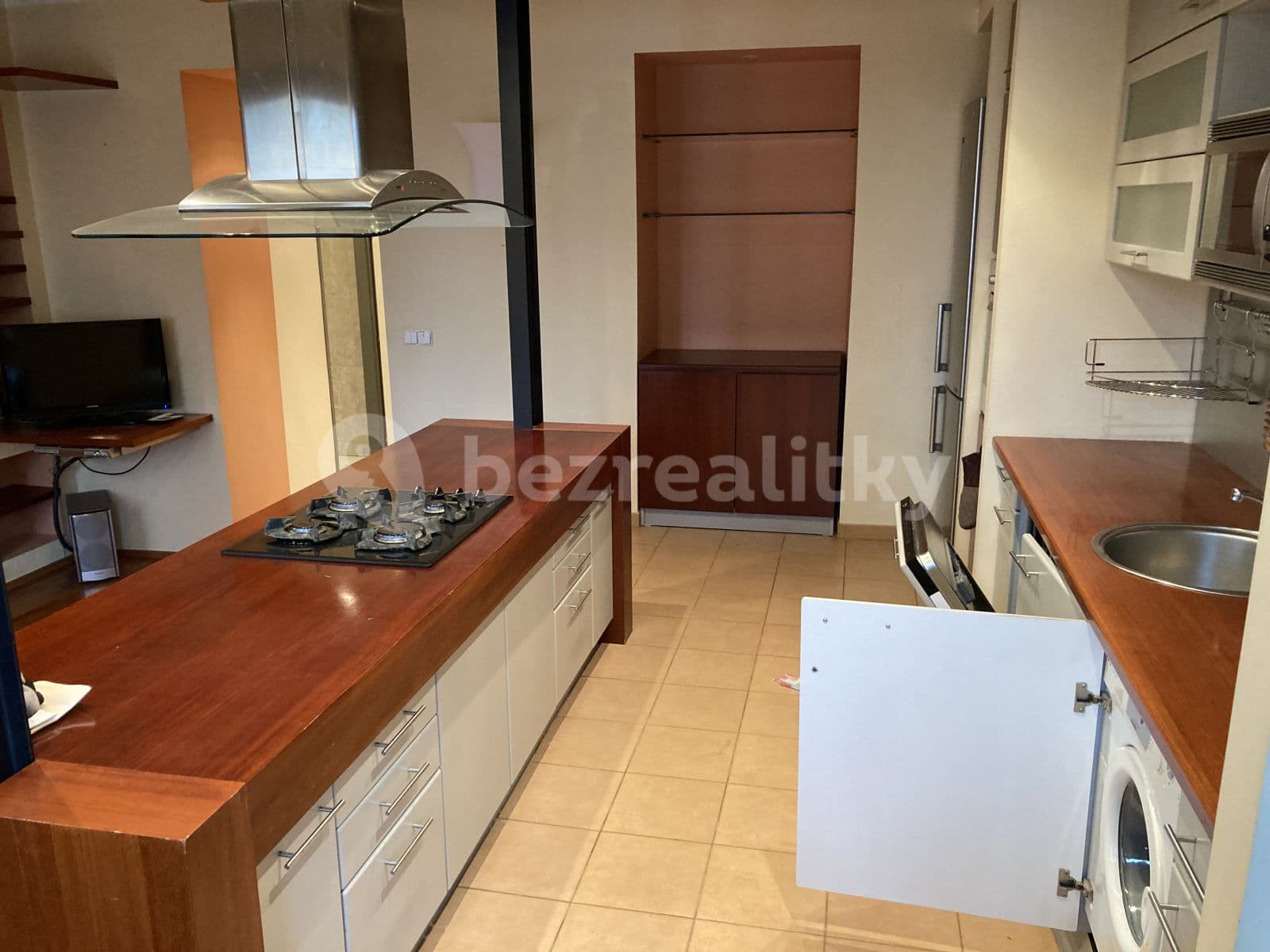 Pronájem bytu 2+kk 66 m², náměstí Jiřího z Lobkovic, Praha, Praha Pronájem bytu 2+kk 66 m², náměstí Jiřího z Lobkovic, Praha, Praha
