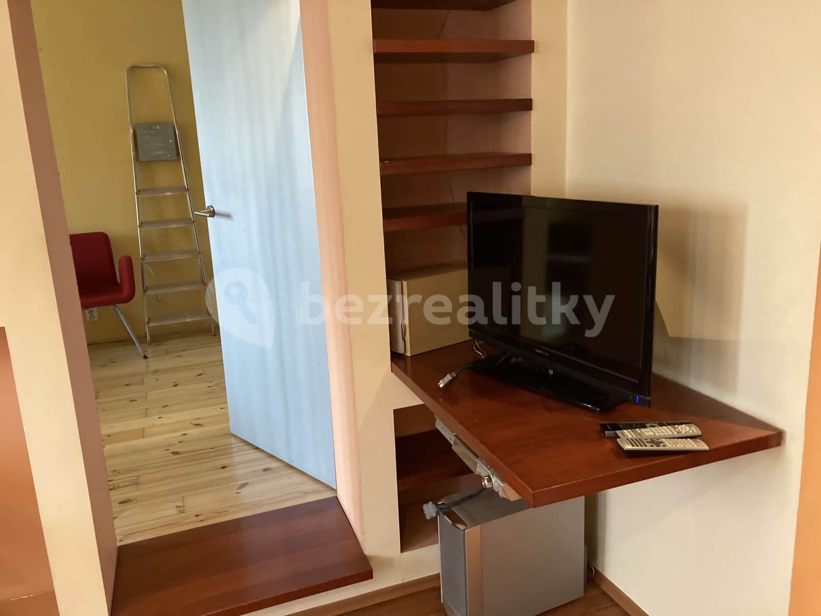 Pronájem bytu 2+kk 66 m², náměstí Jiřího z Lobkovic, Praha, Praha Pronájem bytu 2+kk 66 m², náměstí Jiřího z Lobkovic, Praha, Praha