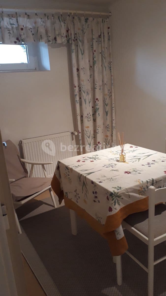 Pronájem bytu 2+1 58 m², Rakovnická, Praha, Praha Pronájem bytu 2+1 58 m², Rakovnická, Praha, Praha