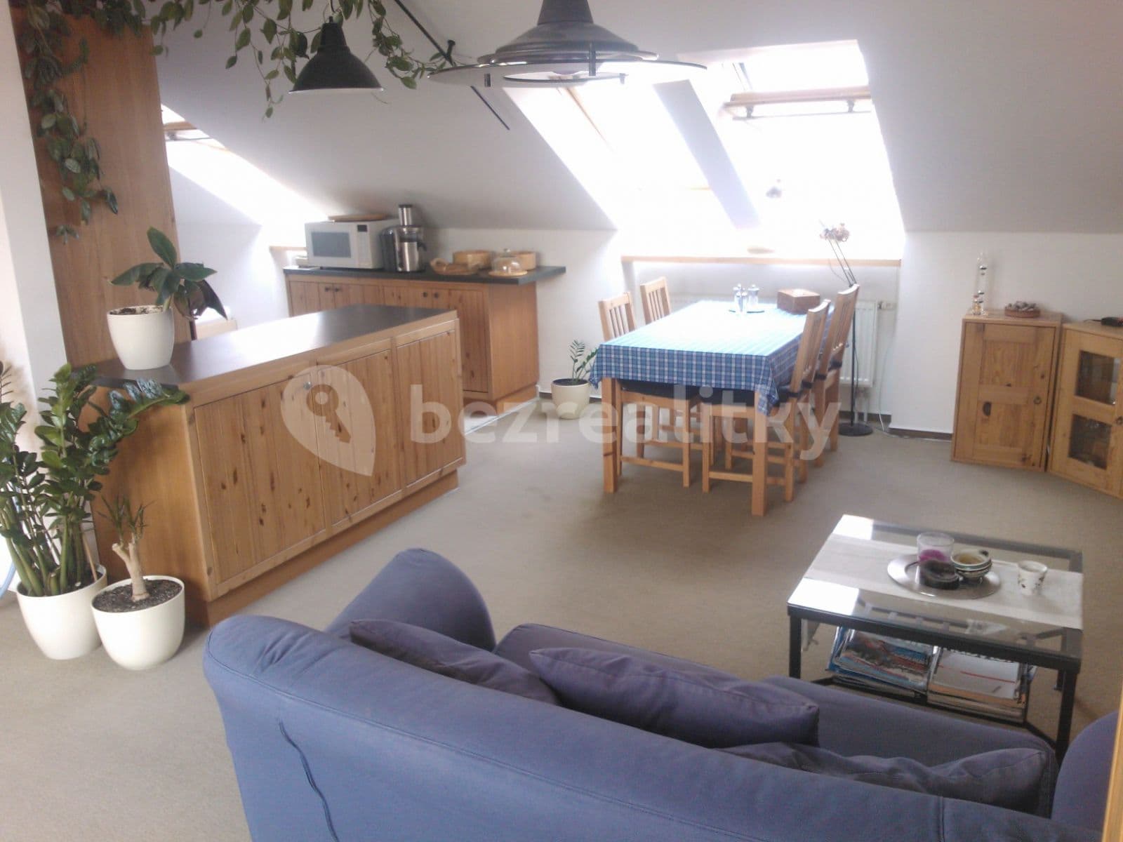 Pronájem bytu 1+kk 51 m², Suchdolské náměstí, Praha, Praha Pronájem bytu 1+kk 51 m², Suchdolské náměstí, Praha, Praha