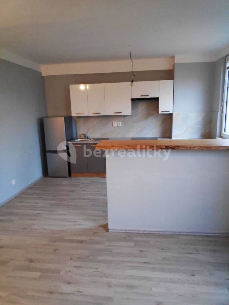 Pronájem bytu 1+kk 40 m², Heřmanského, Heřmanův Městec, Pardubický kraj Pronájem bytu 1+kk 40 m², Heřmanského, Heřmanův Městec, Pardubický kraj