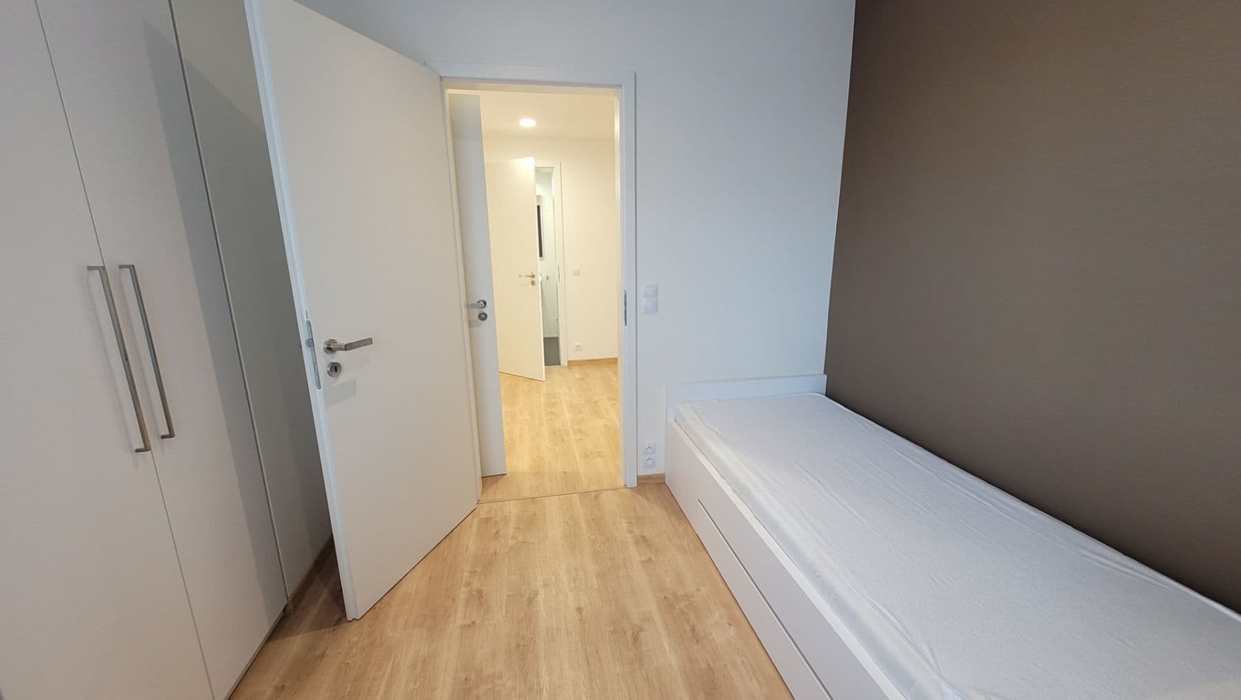 Pronájem bytu 3+kk 88 m², Mukařovského, Praha, Praha Pronájem bytu 3+kk 88 m², Mukařovského, Praha, Praha