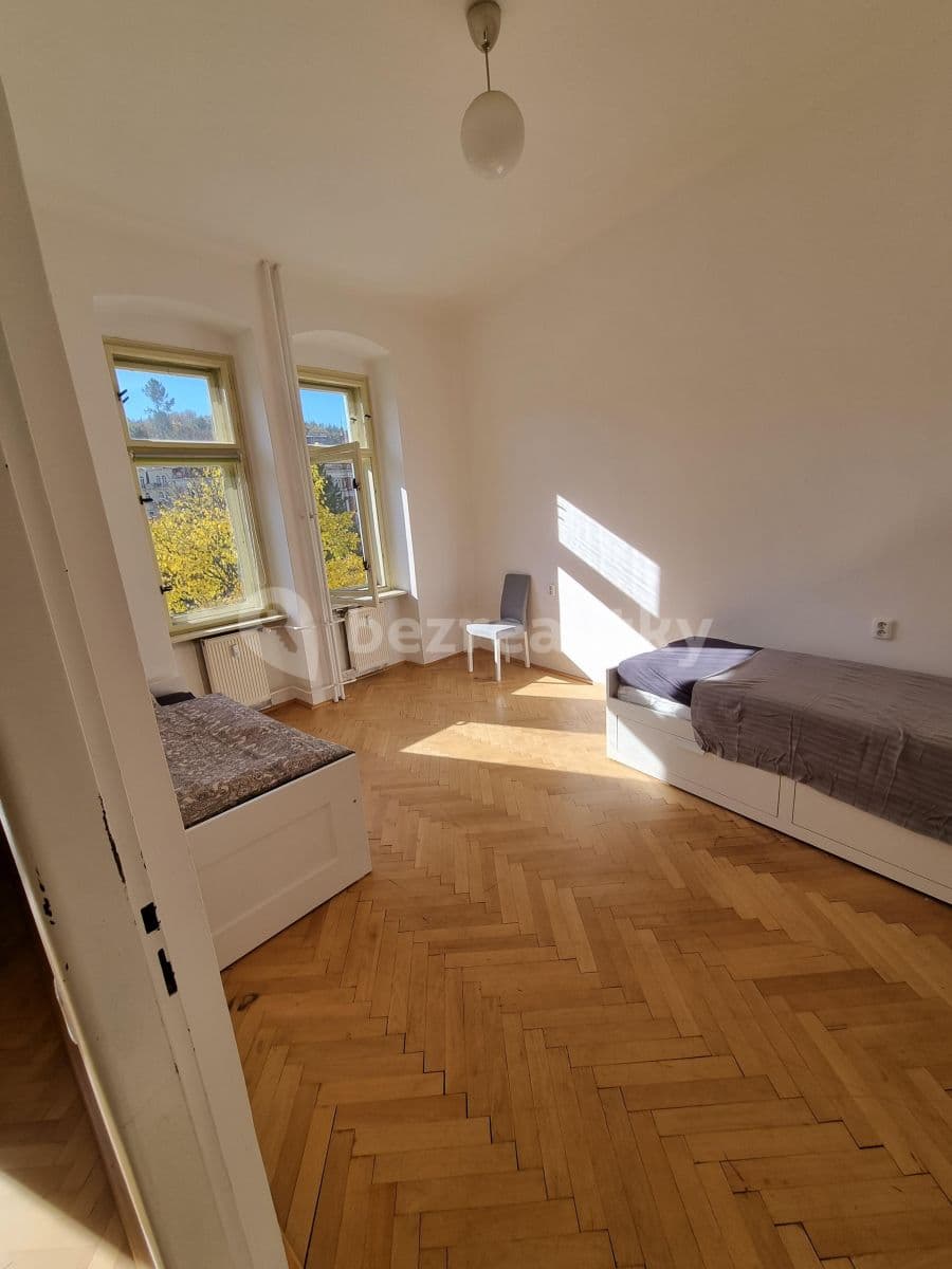 Pronájem bytu 3+1 72 m², I. P. Pavlova, Karlovy Vary, Karlovarský kraj