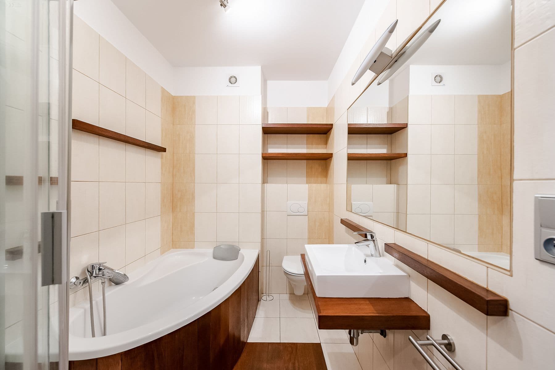 Pronájem bytu 1+kk 55 m², Pod Bohdalcem I, Praha, Praha Pronájem bytu 1+kk 55 m², Pod Bohdalcem I, Praha, Praha