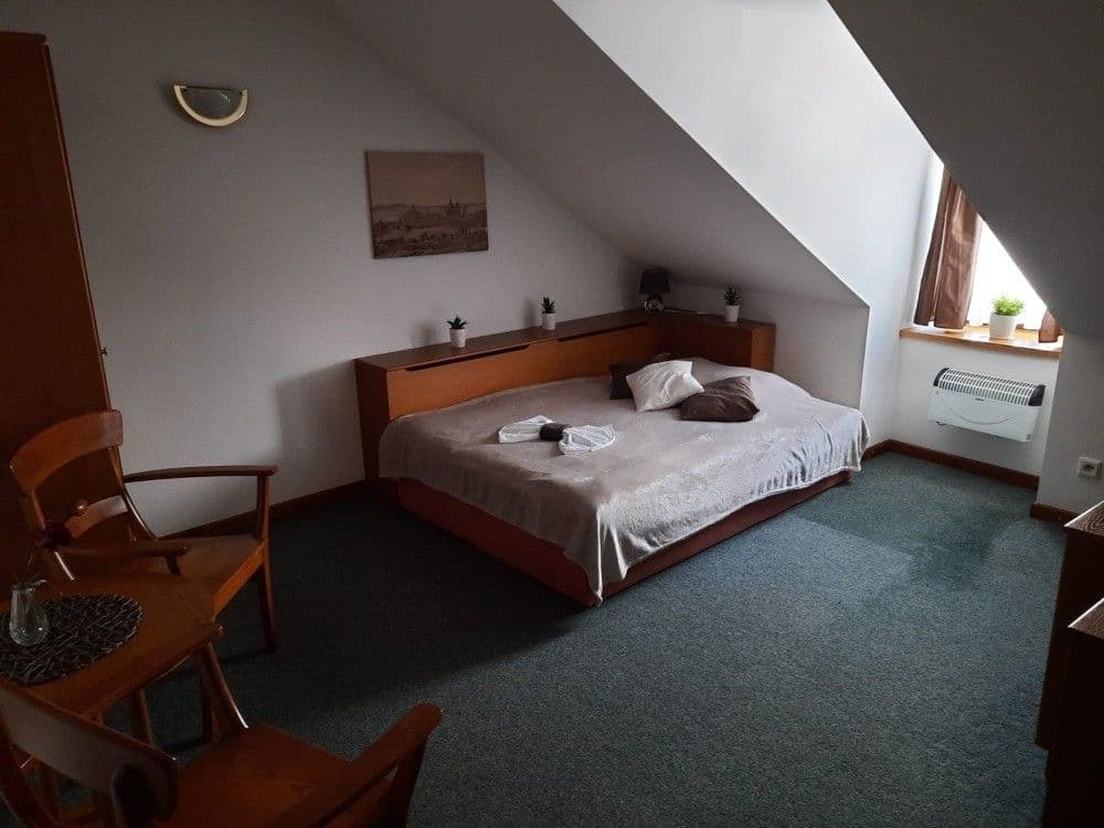 Prodej nebytového prostoru 429 m², U Horní brány, Broumov, Královéhradecký kraj Prodej nebytového prostoru 429 m², U Horní brány, Broumov, Královéhradecký kraj