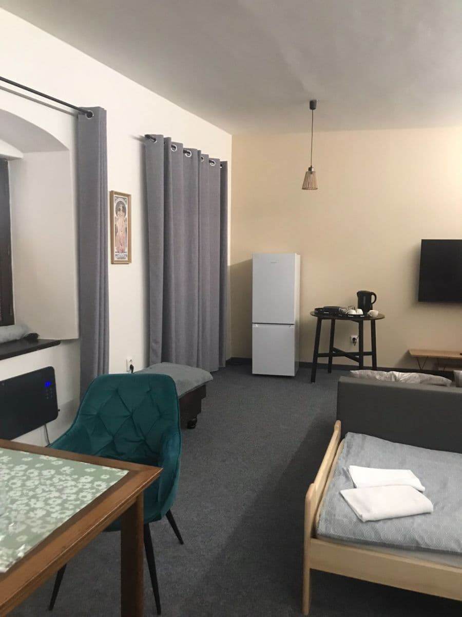 Prodej nebytového prostoru 429 m², U Horní brány, Broumov, Královéhradecký kraj Prodej nebytového prostoru 429 m², U Horní brány, Broumov, Královéhradecký kraj