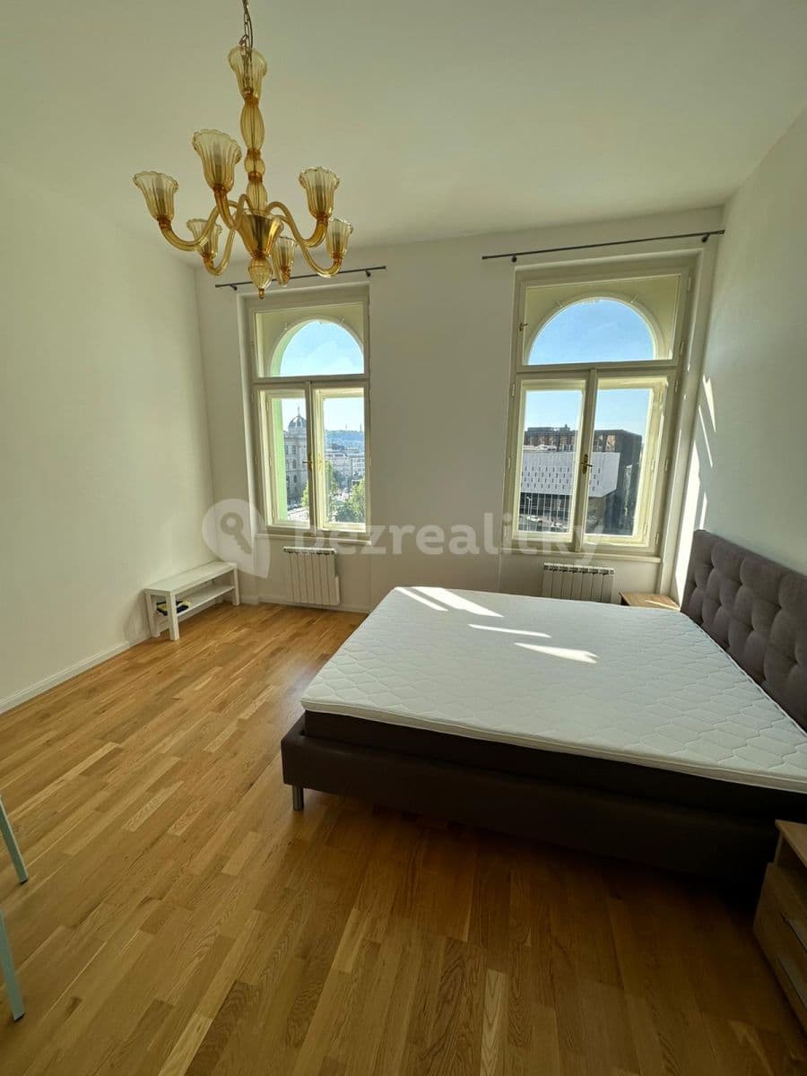 Pronájem bytu 1+kk 26 m², Španělská, Praha, Praha Pronájem bytu 1+kk 26 m², Španělská, Praha, Praha