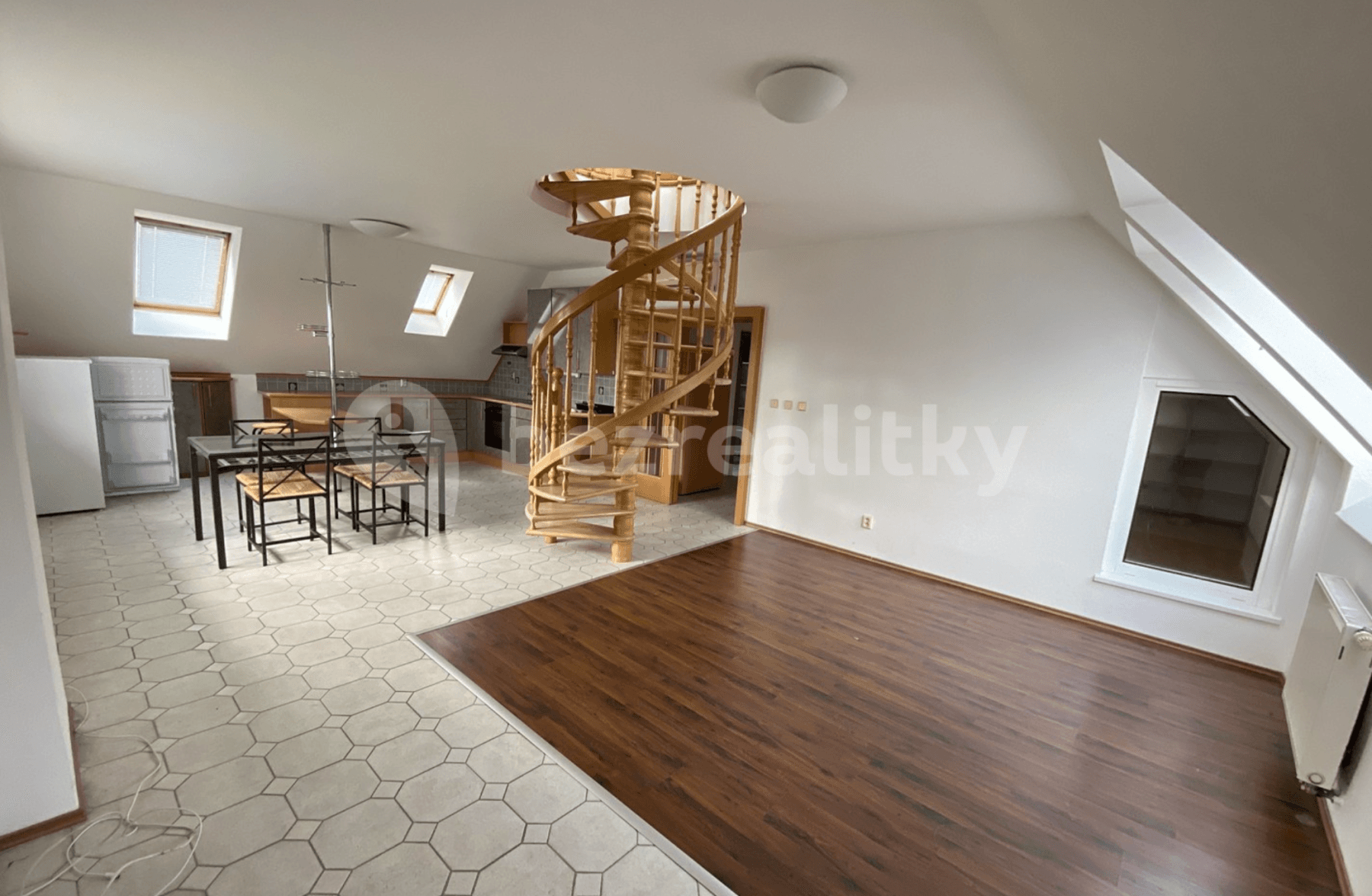 Pronájem bytu 3+kk 109 m², Högrova, Brno, Jihomoravský kraj Pronájem bytu 3+kk 109 m², Högrova, Brno, Jihomoravský kraj