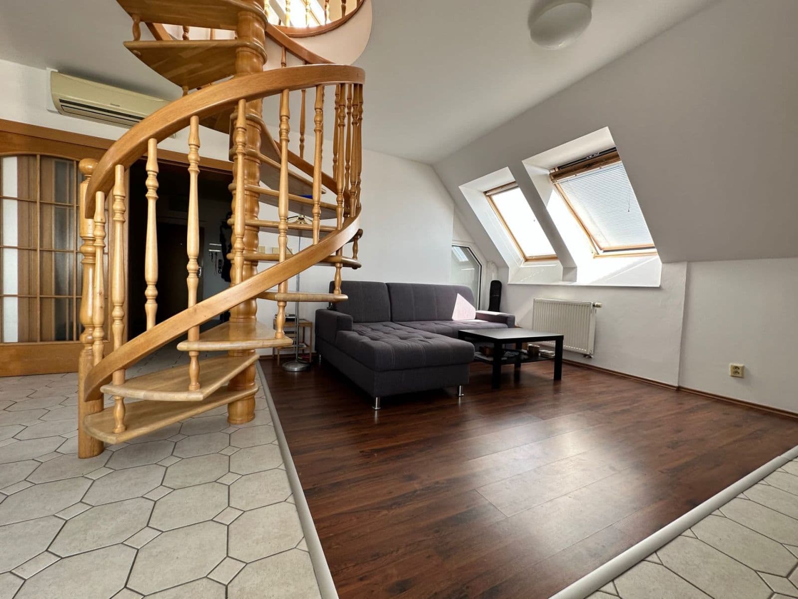 Pronájem bytu 3+kk 109 m², Högrova, Brno, Jihomoravský kraj Pronájem bytu 3+kk 109 m², Högrova, Brno, Jihomoravský kraj
