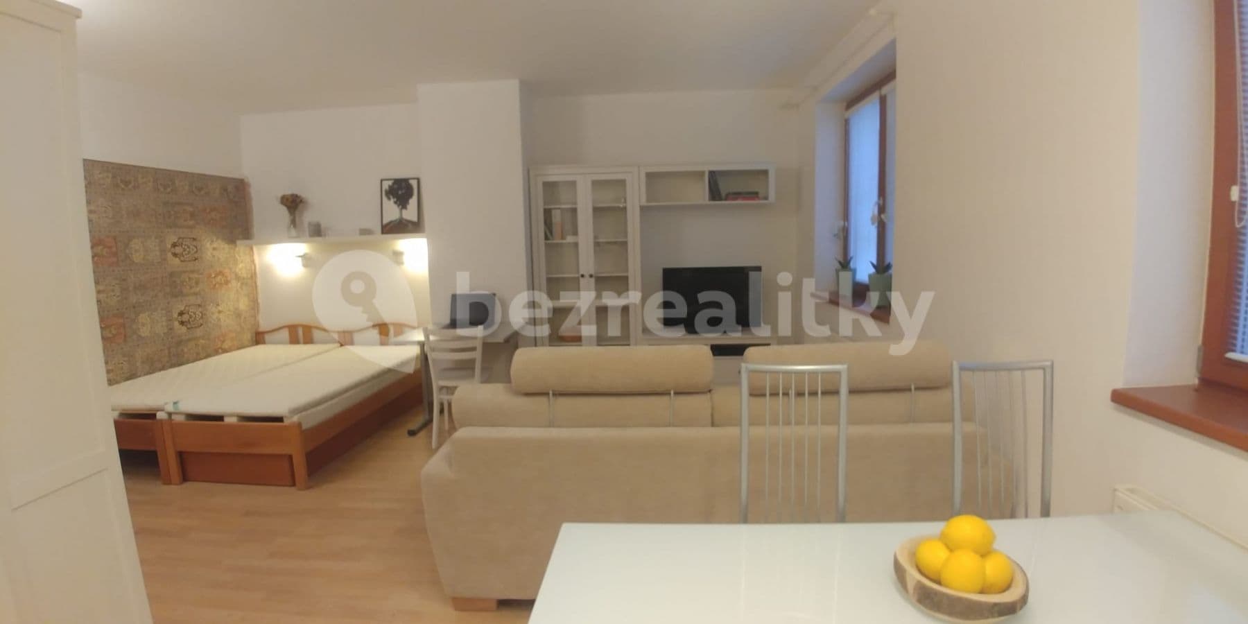 Pronájem bytu Garsoniéra 44 m², Bazalková, Praha, Praha Pronájem bytu Garsoniéra 44 m², Bazalková, Praha, Praha