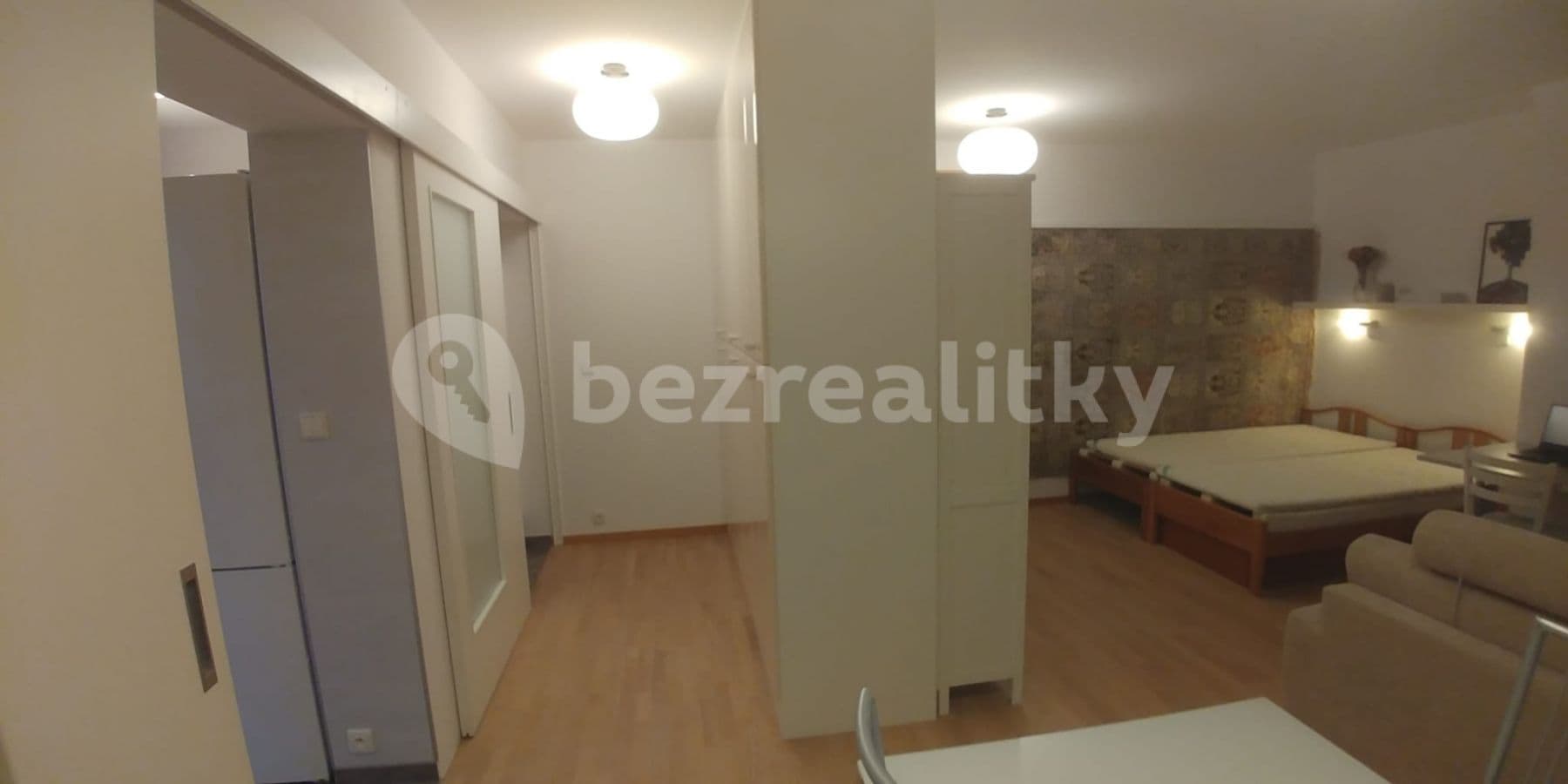 Pronájem bytu Garsoniéra 44 m², Bazalková, Praha, Praha Pronájem bytu Garsoniéra 44 m², Bazalková, Praha, Praha