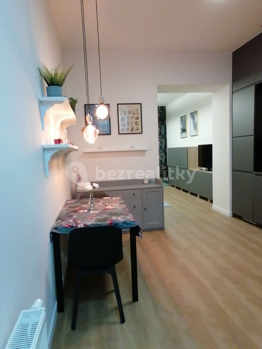 Pronájem bytu 2+kk 50 m², Pivovarská, Praha, Praha Pronájem bytu 2+kk 50 m², Pivovarská, Praha, Praha
