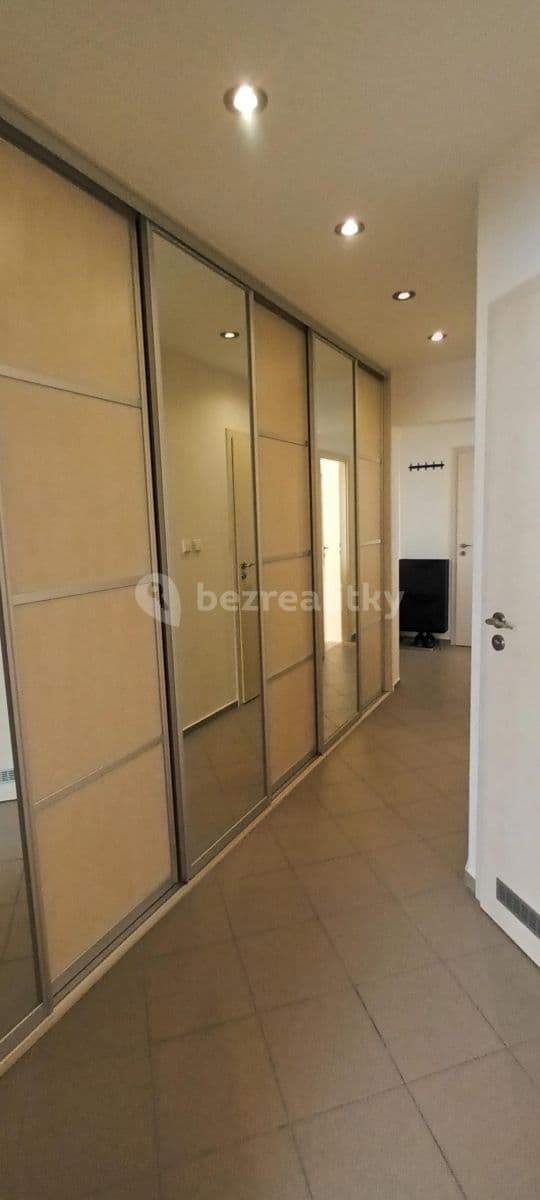 Pronájem bytu 3+1 68 m², Formánkova, Praha, Praha Pronájem bytu 3+1 68 m², Formánkova, Praha, Praha