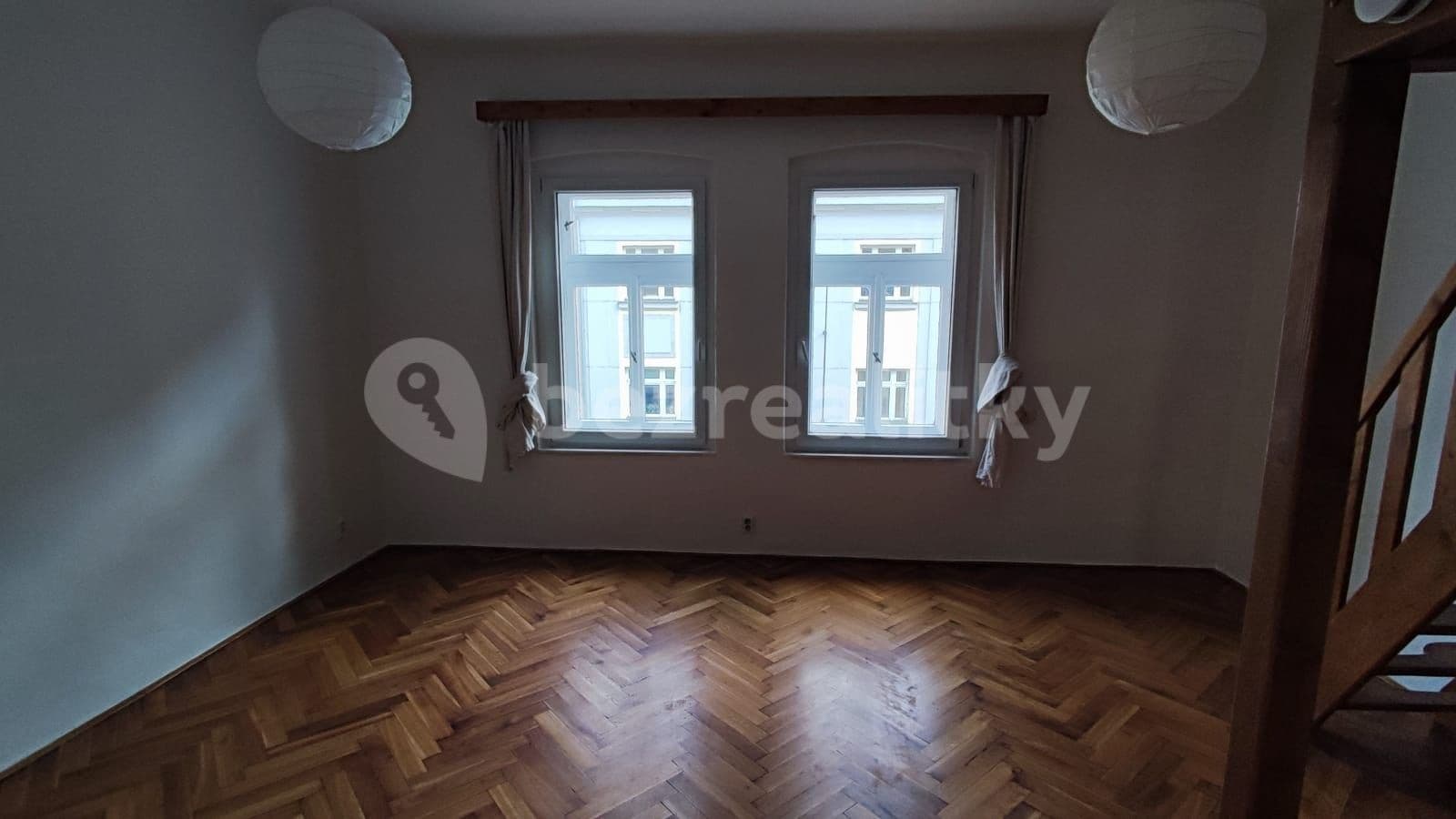 Pronájem bytu 1+1 33 m², Pod Vítkovem, Praha, Praha Pronájem bytu 1+1 33 m², Pod Vítkovem, Praha, Praha