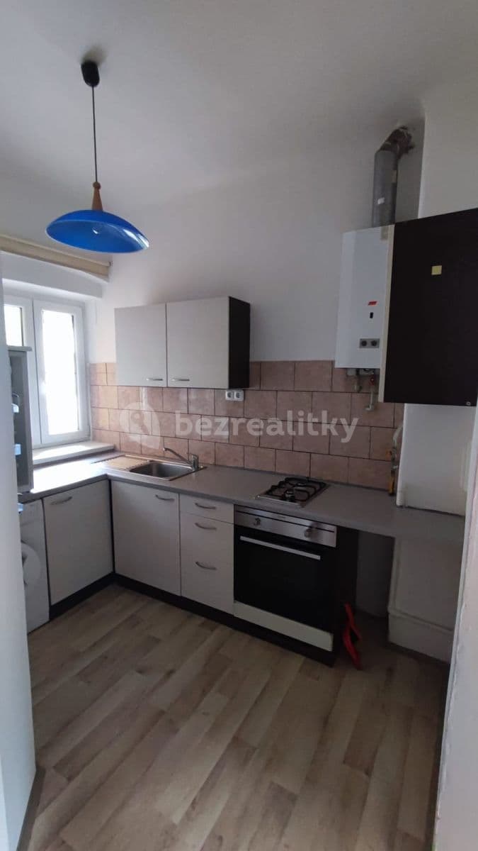 Pronájem bytu 1+1 33 m², Pod Vítkovem, Praha, Praha Pronájem bytu 1+1 33 m², Pod Vítkovem, Praha, Praha