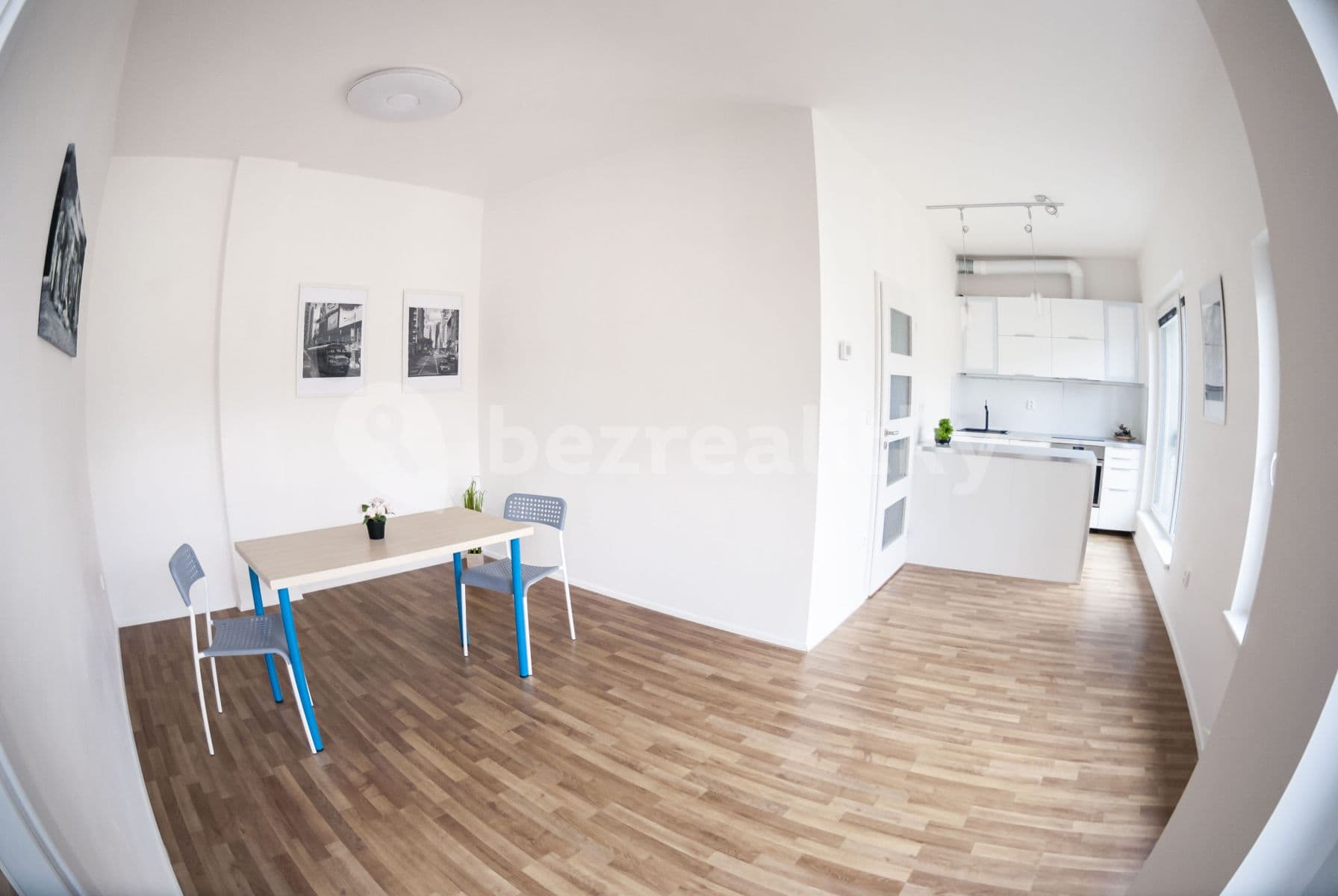 Pronájem bytu 2+kk 55 m², Přadlácká, Brno, Jihomoravský kraj Pronájem bytu 2+kk 55 m², Přadlácká, Brno, Jihomoravský kraj